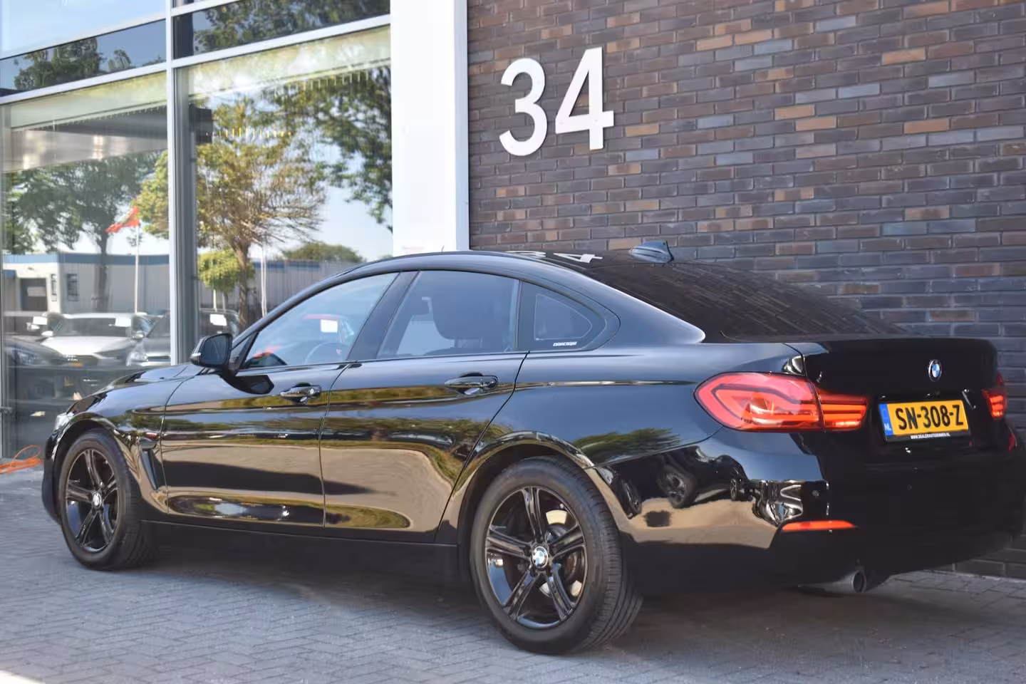 BMW 4-serie Gran Coupé 418i ECC LMV NAVIGATIE XENON