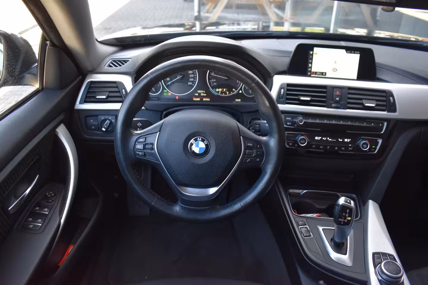BMW 4-serie Gran Coupé 418i ECC LMV NAVIGATIE XENON
