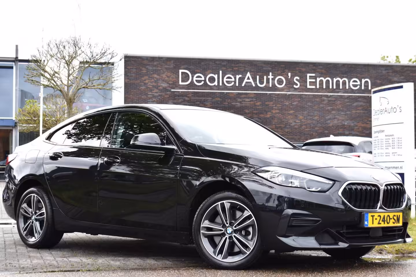 BMW 2-serie Gran Coupé 220i LEDER SPORTSTOELEN VIRTUAL NAVI