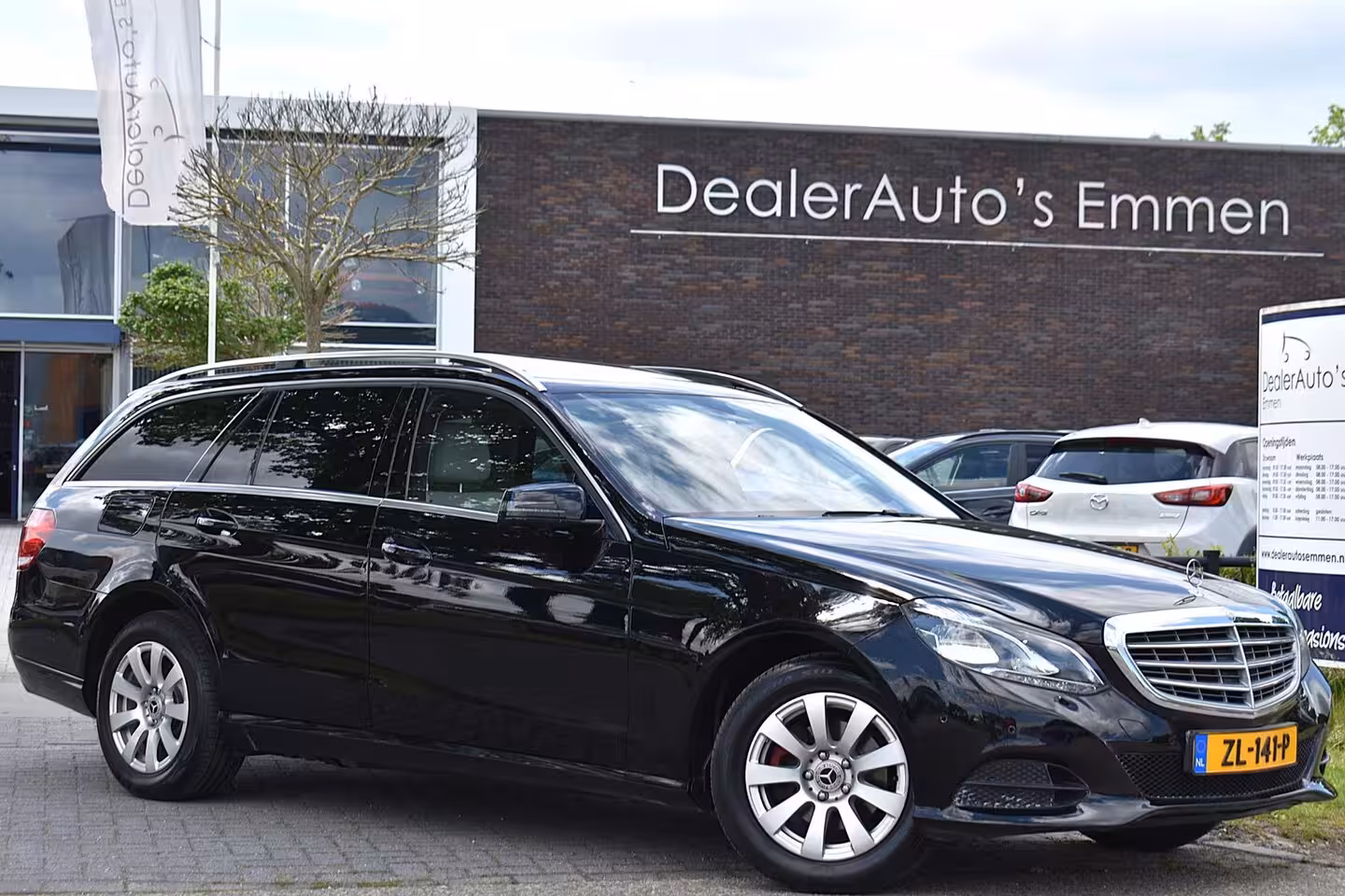 Mercedes-Benz E-klasse Estate 200 Ambition PANOD LEDER LMV NAVI