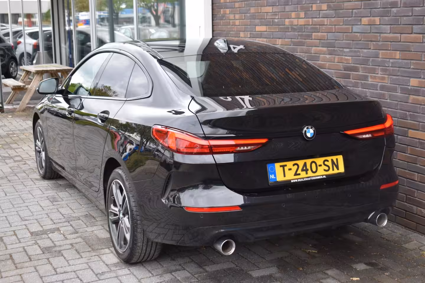 BMW 2-serie Gran Coupé 220i LEDER SPORTSTOELEN VIRTUAL NAVI