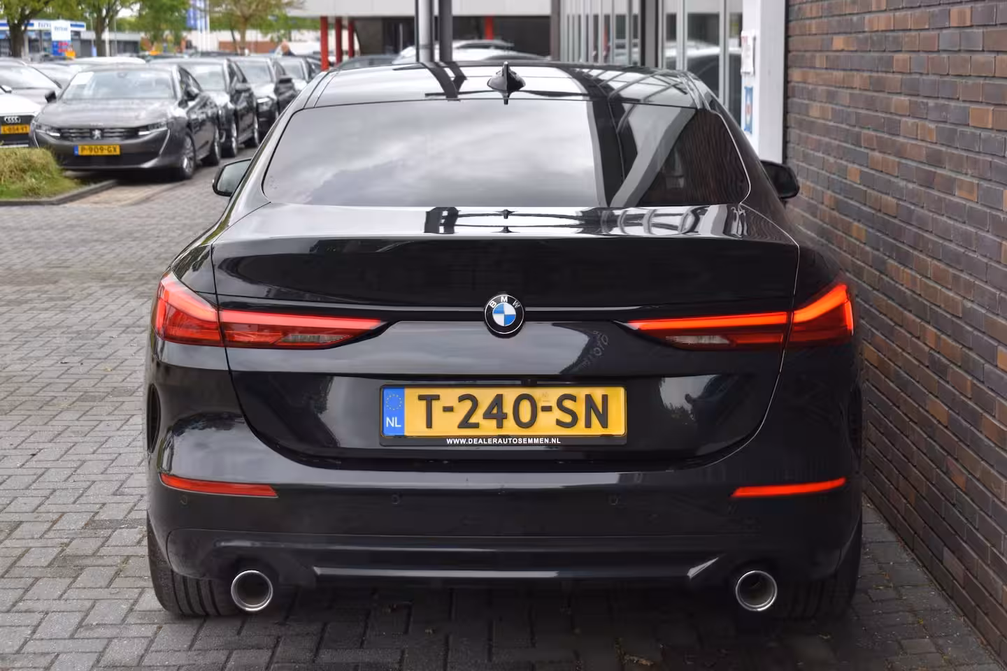 BMW 2-serie Gran Coupé 220i LEDER SPORTSTOELEN VIRTUAL NAVI