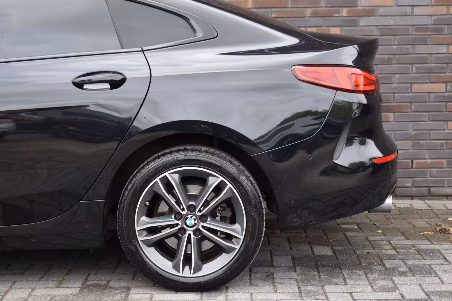 BMW 2-serie Gran Coupé 220i LEDER SPORTSTOELEN VIRTUAL NAVI