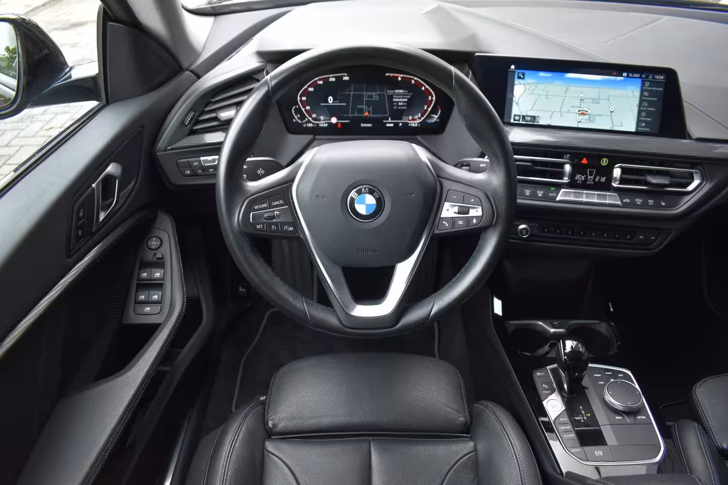 BMW 2-serie Gran Coupé 220i LEDER SPORTSTOELEN VIRTUAL NAVI