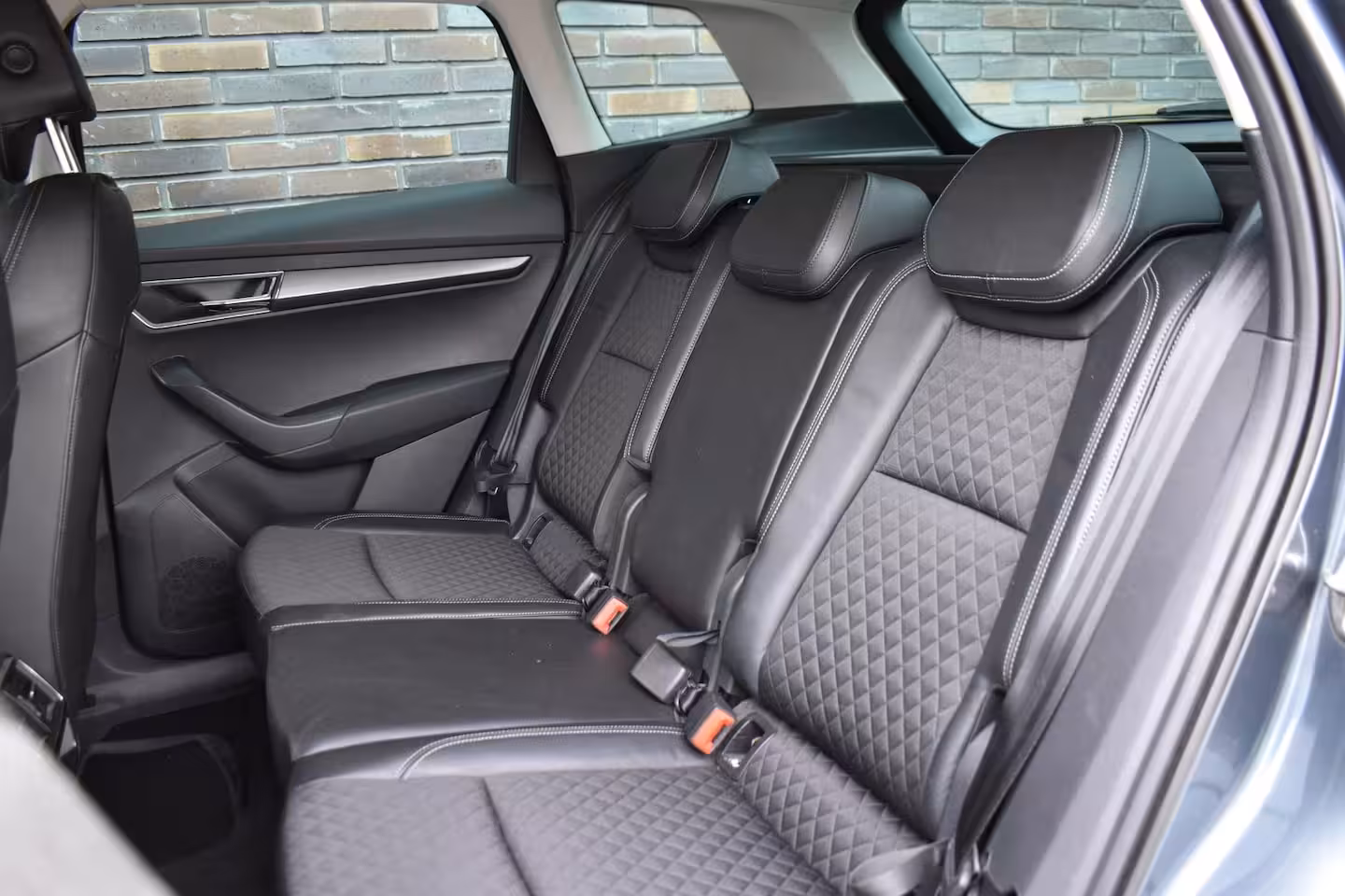 Skoda Karoq 1.5 TSI LEDER LMV NAVIGATIE CRUISE