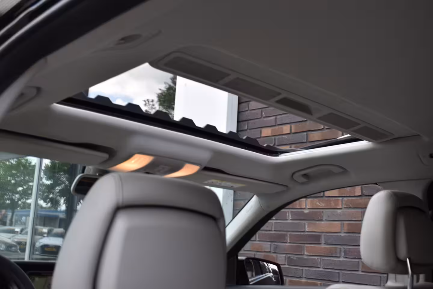 Mercedes-Benz E-klasse Estate 200 Ambition PANOD LEDER LMV NAVI