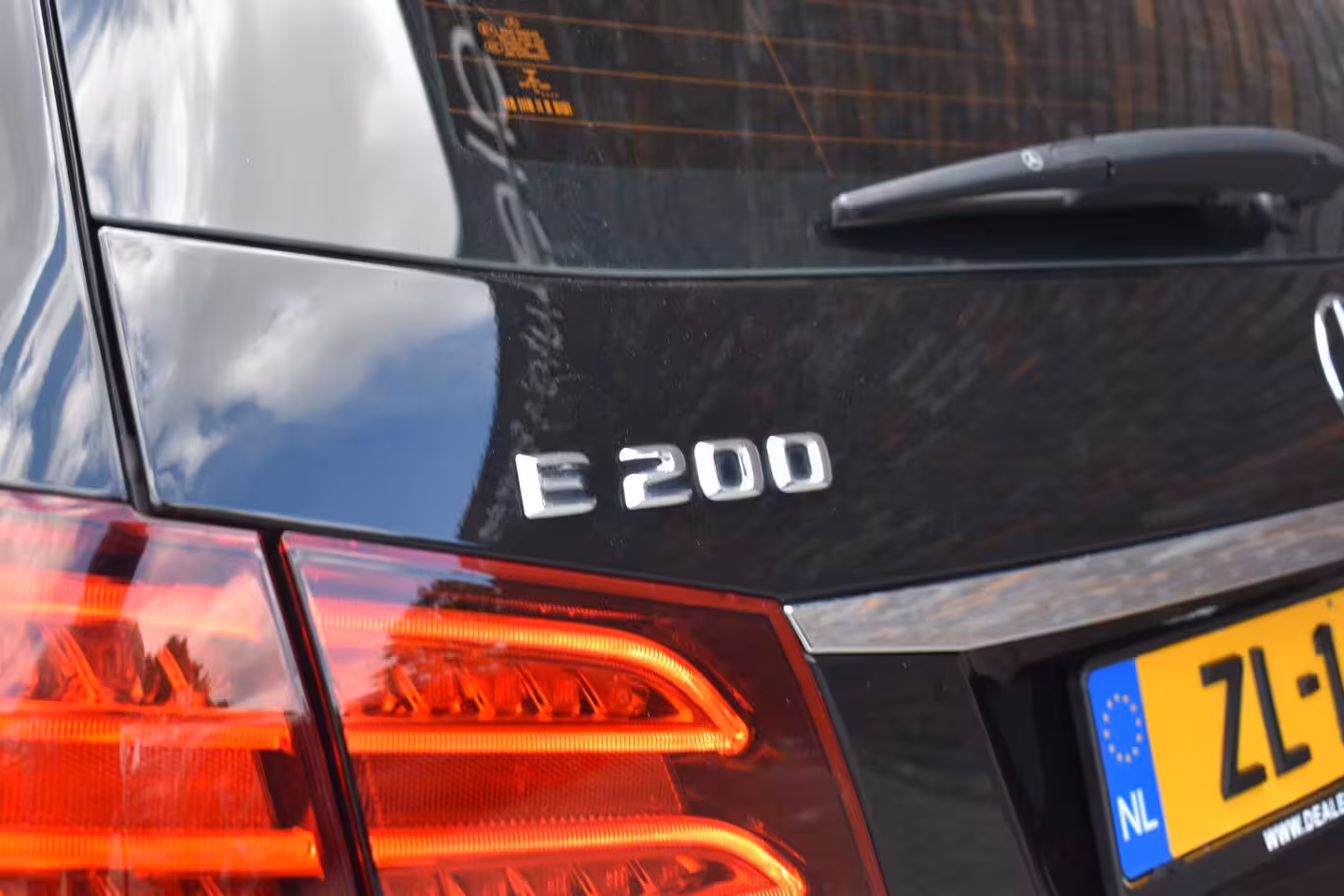Mercedes-Benz E-klasse Estate 200 Ambition PANOD LEDER LMV NAVI