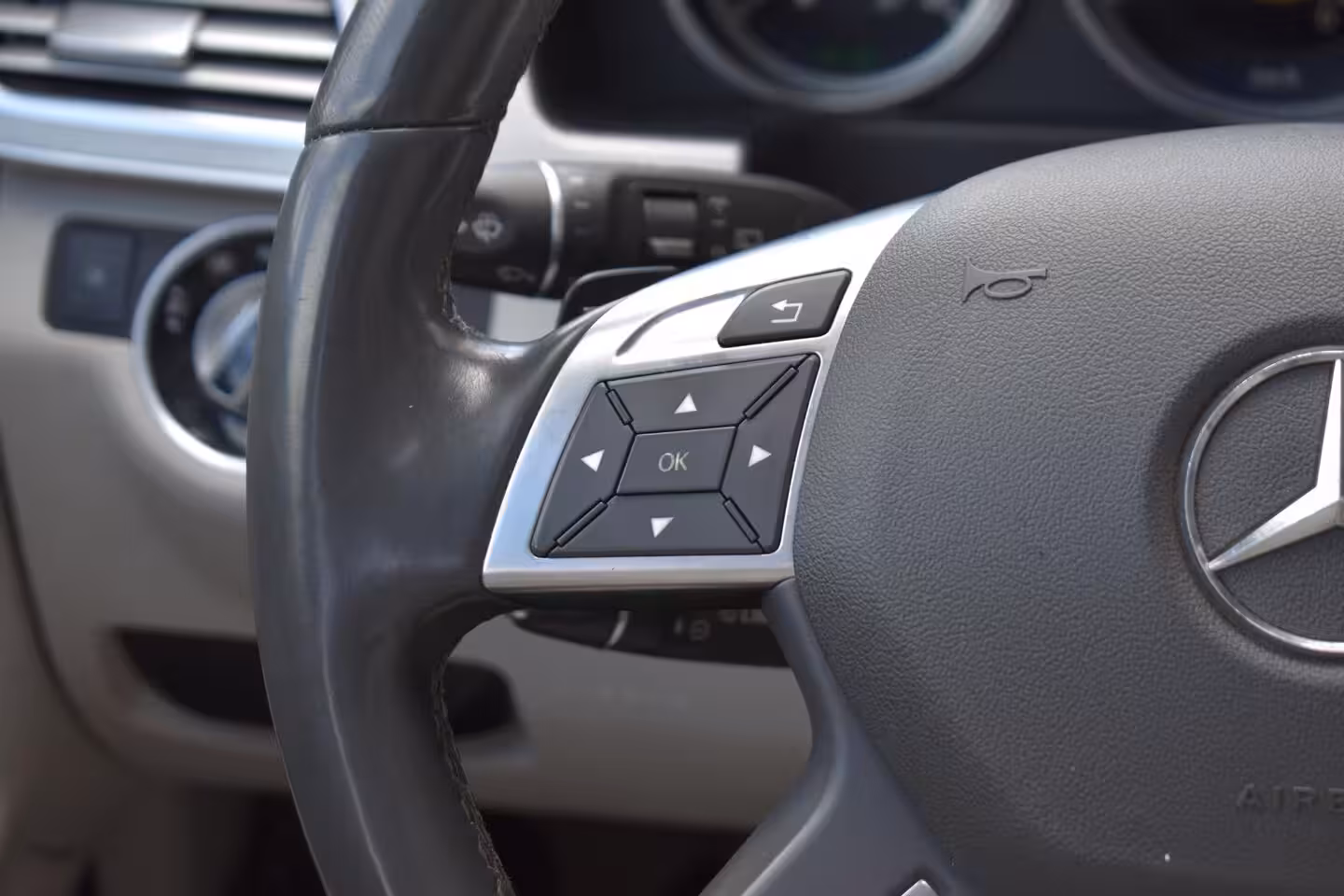 Mercedes-Benz E-klasse Estate 200 Ambition PANOD LEDER LMV NAVI