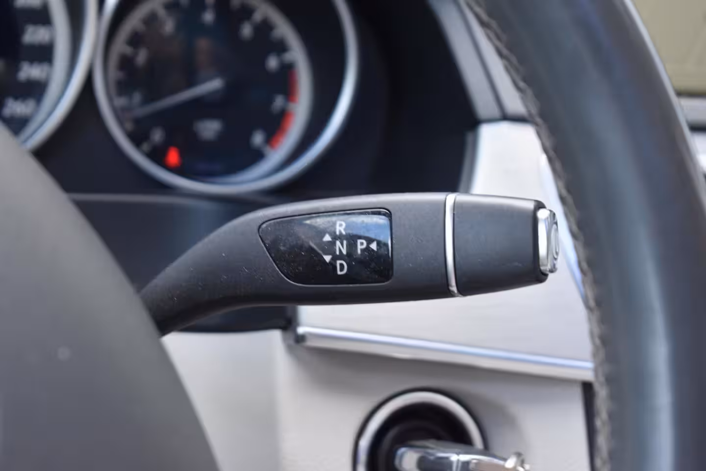 Mercedes-Benz E-klasse Estate 200 Ambition PANOD LEDER LMV NAVI