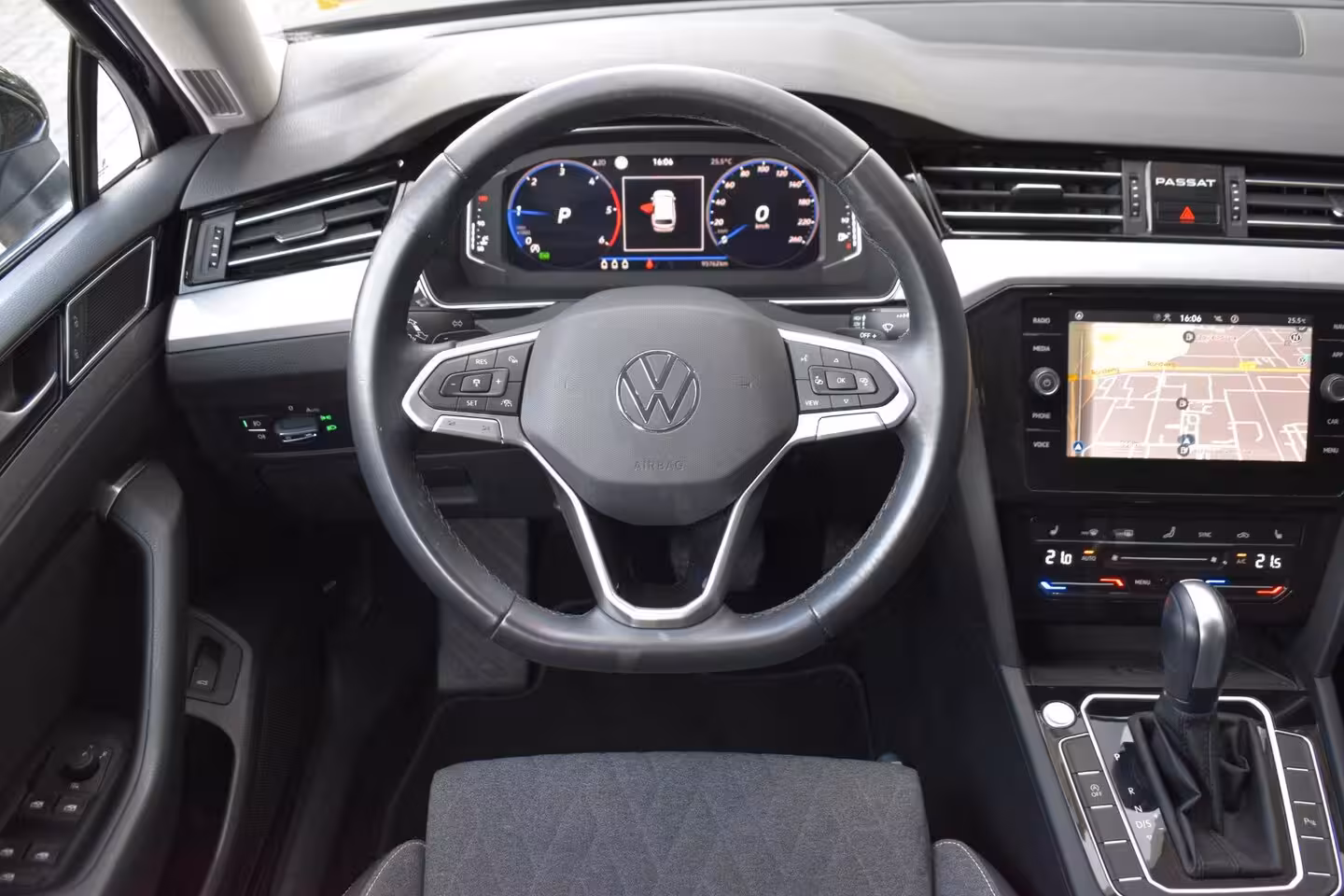 Volkswagen Passat Variant 2.0 TDI VIRTUAL NAVI LMV SPORTSTOEL