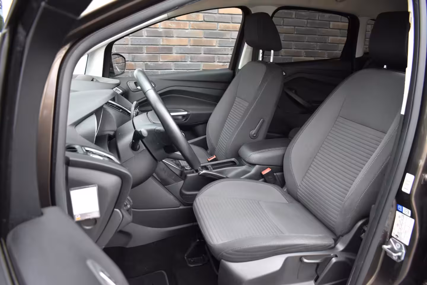 Ford C-Max 125PK Titanium ECC LMV NAVI TREKHAAK