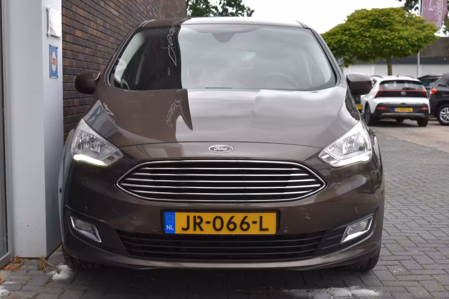 Ford C-Max 125PK Titanium ECC LMV NAVI TREKHAAK