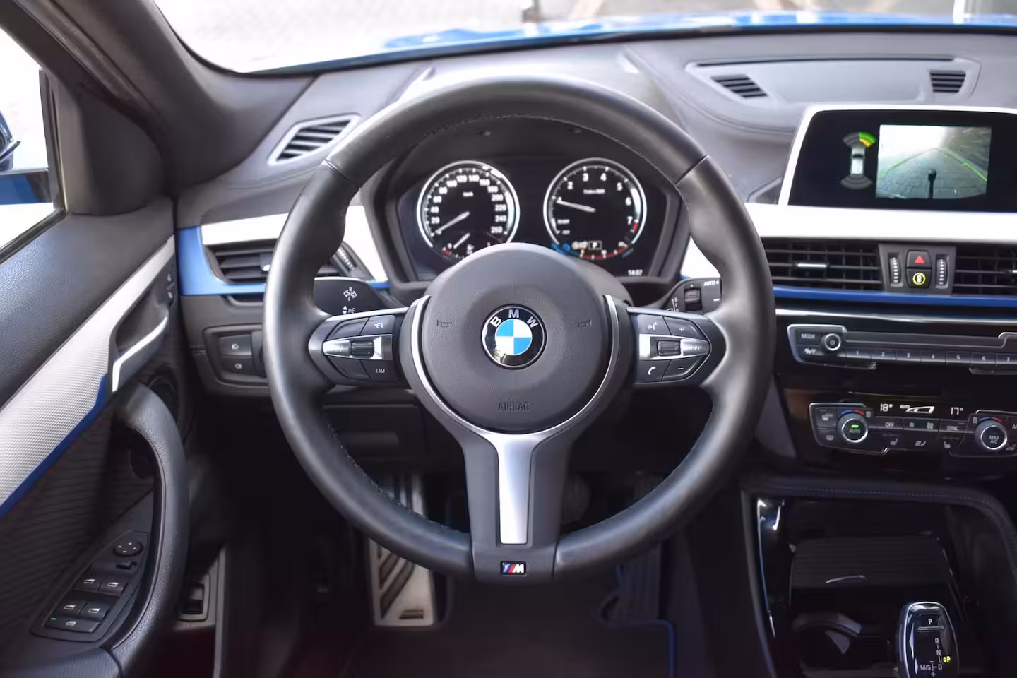 BMW X2 18i M-PAKKET ECC LMV NAVI TREKHAAK