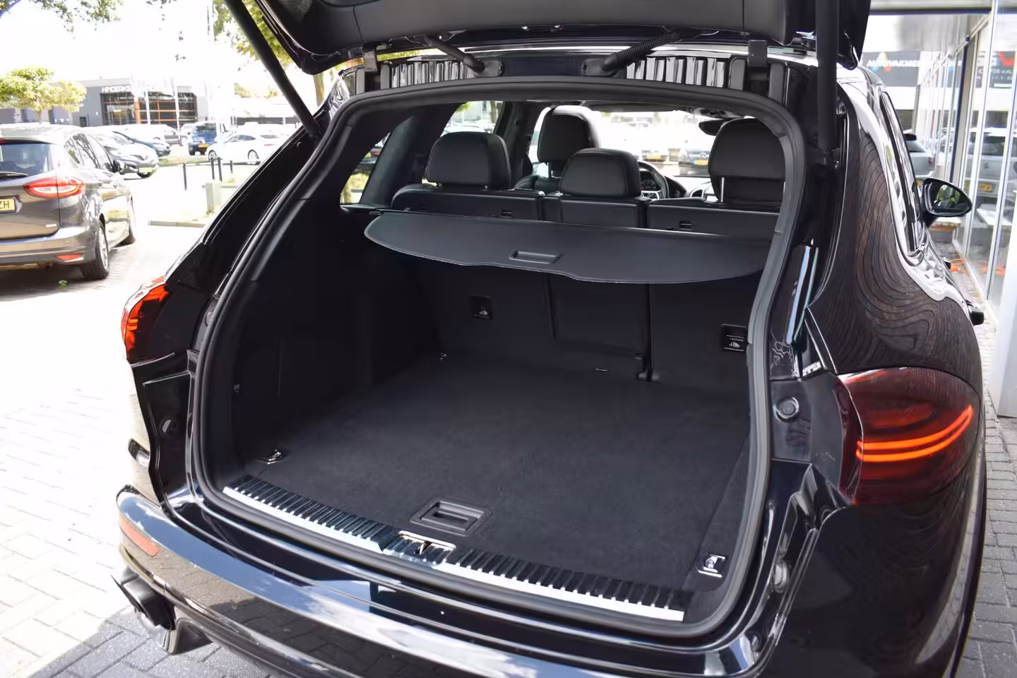 Porsche Cayenne 4.8 Turbo 522PK VOL