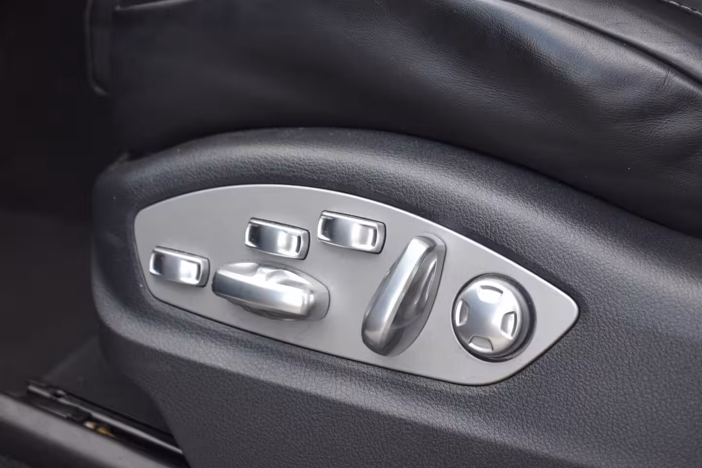 Porsche Cayenne 4.8 Turbo 522PK VOL