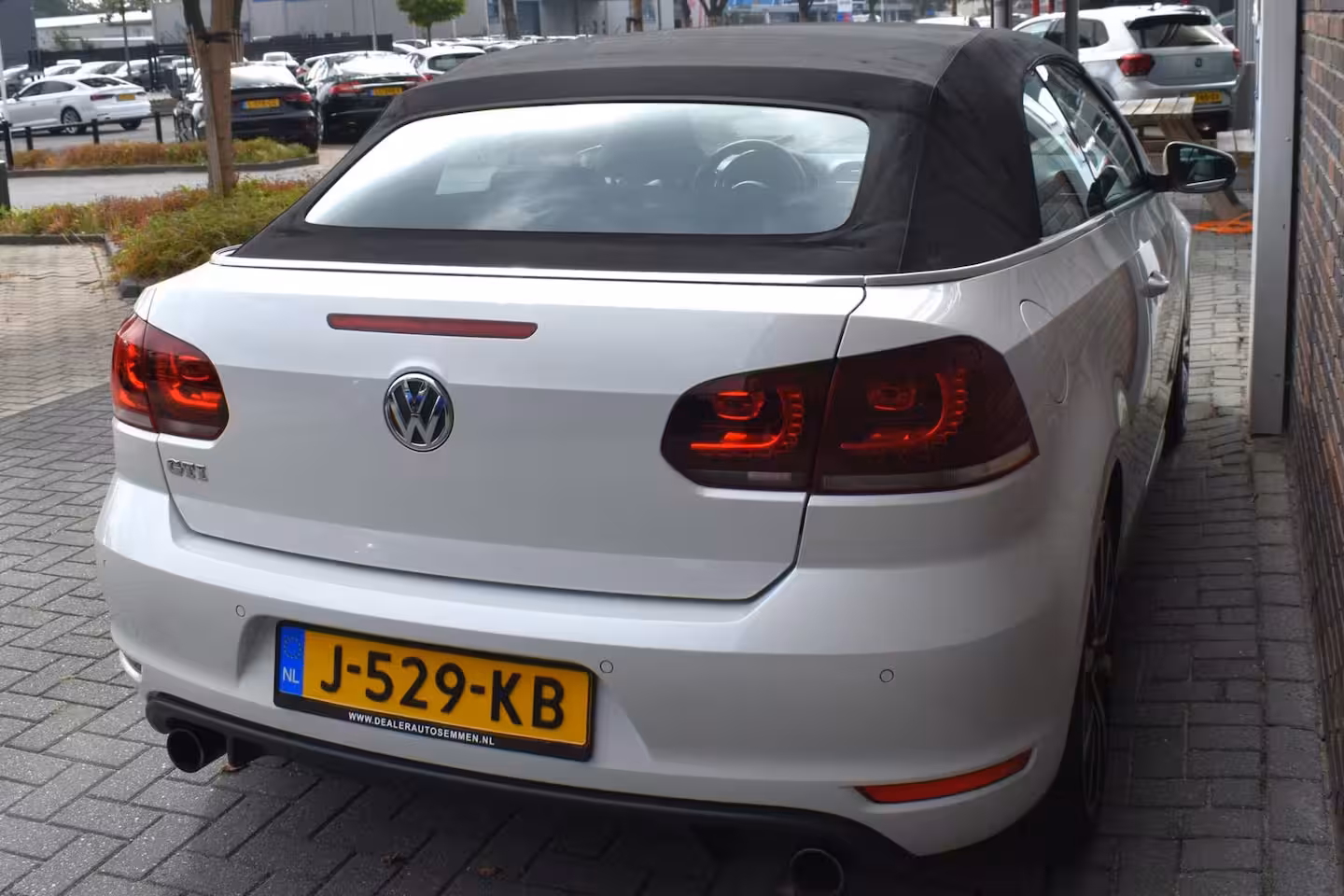 Volkswagen Golf Cabriolet 2.0 TSI GTI LEDER LED LMV NAVI TOP