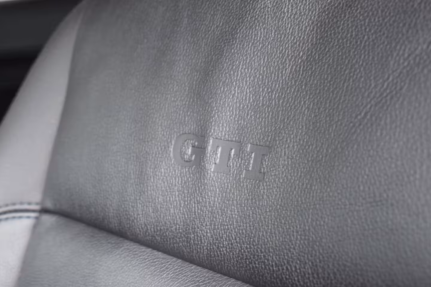 Volkswagen Golf Cabriolet 2.0 TSI GTI LEDER LED LMV NAVI TOP