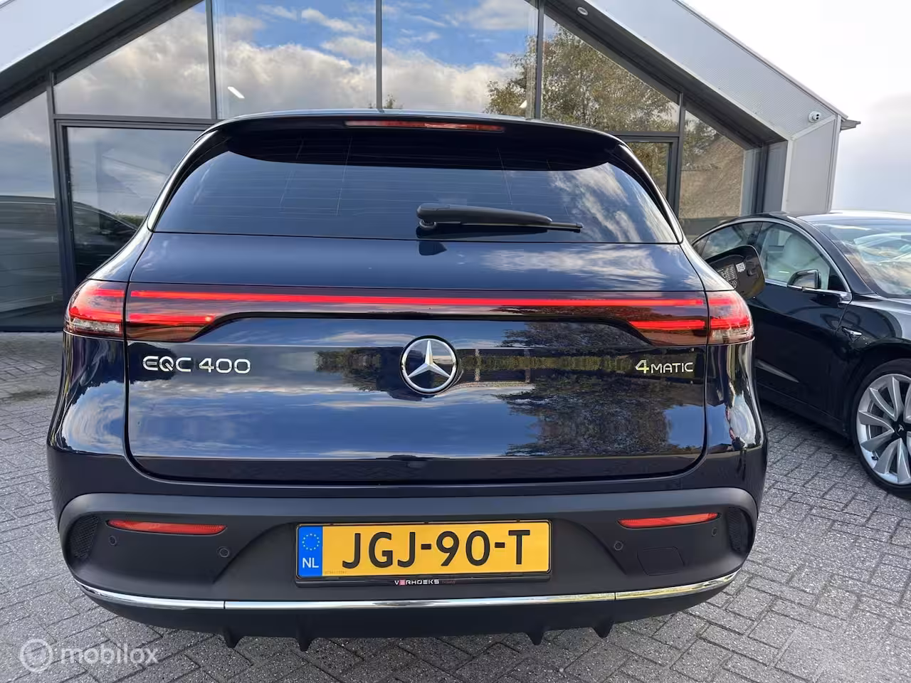 Mercedes-Benz EQC 400 4MATIC AMG Line Premium Plus 80 kWh