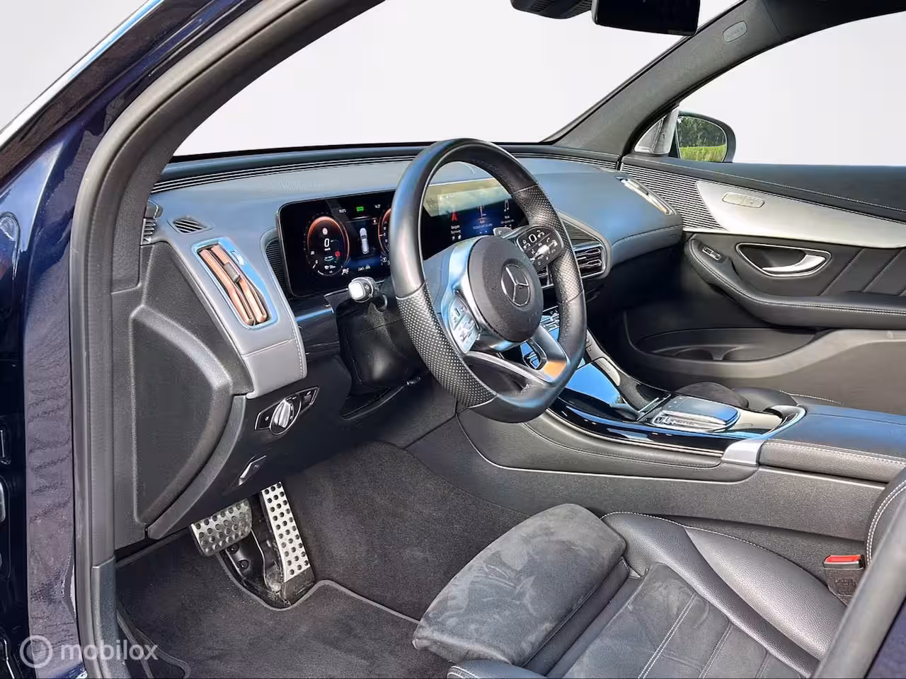Mercedes-Benz EQC 400 4MATIC AMG Line Premium Plus 80 kWh
