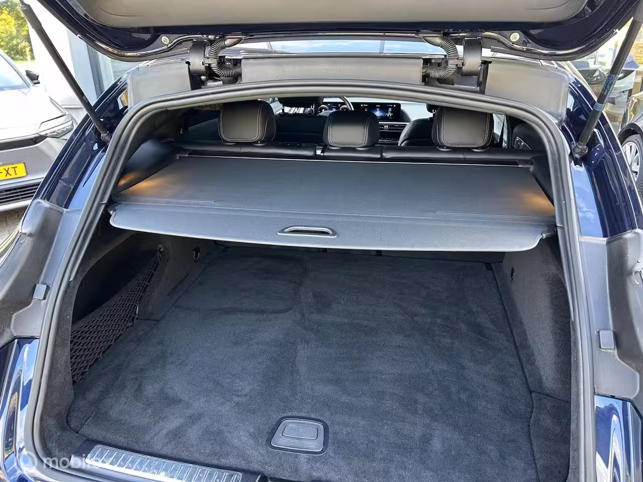 Mercedes-Benz EQC 400 4MATIC AMG Line Premium Plus 80 kWh