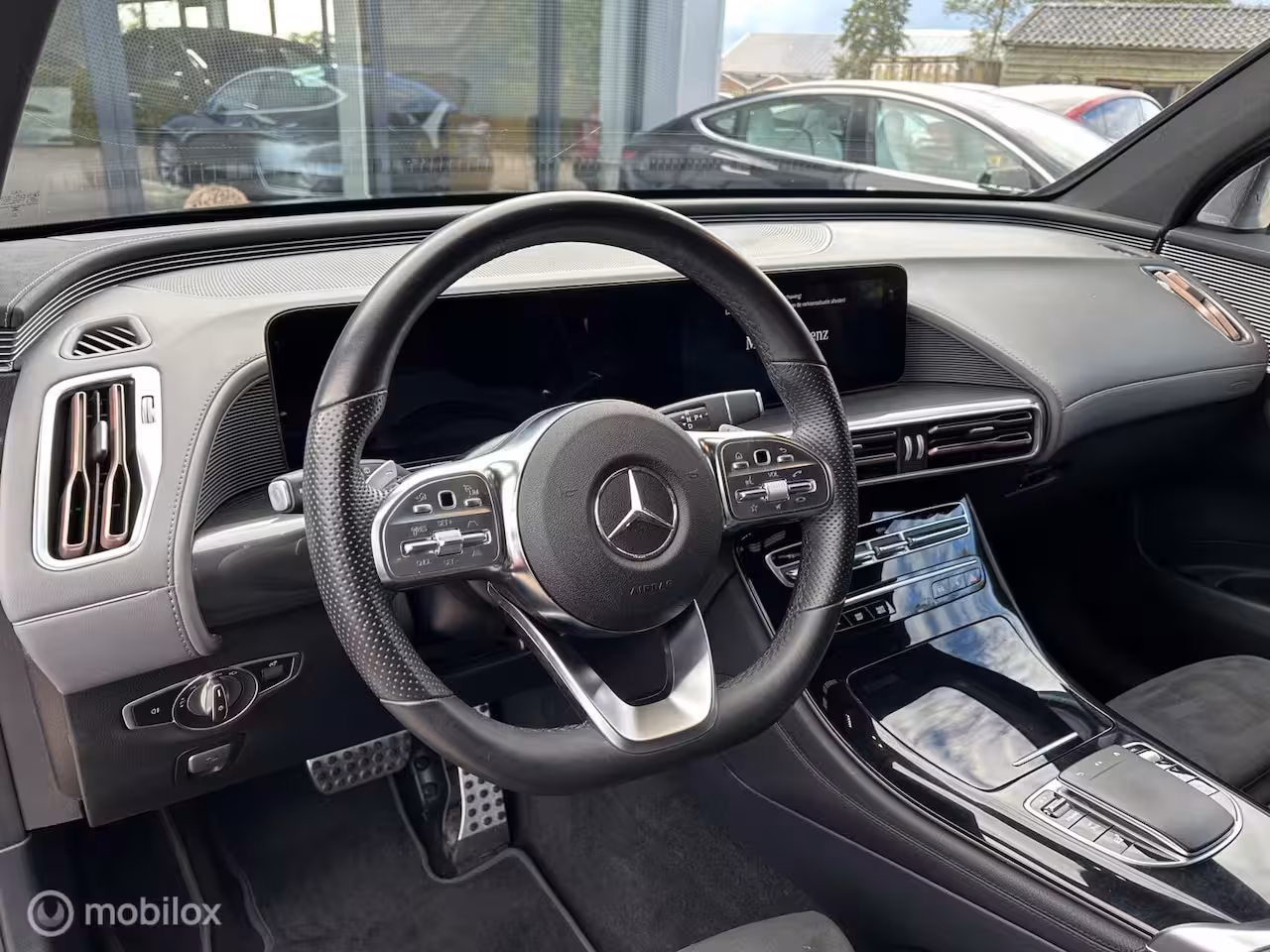 Mercedes-Benz EQC 400 4MATIC AMG Line Premium Plus 80 kWh