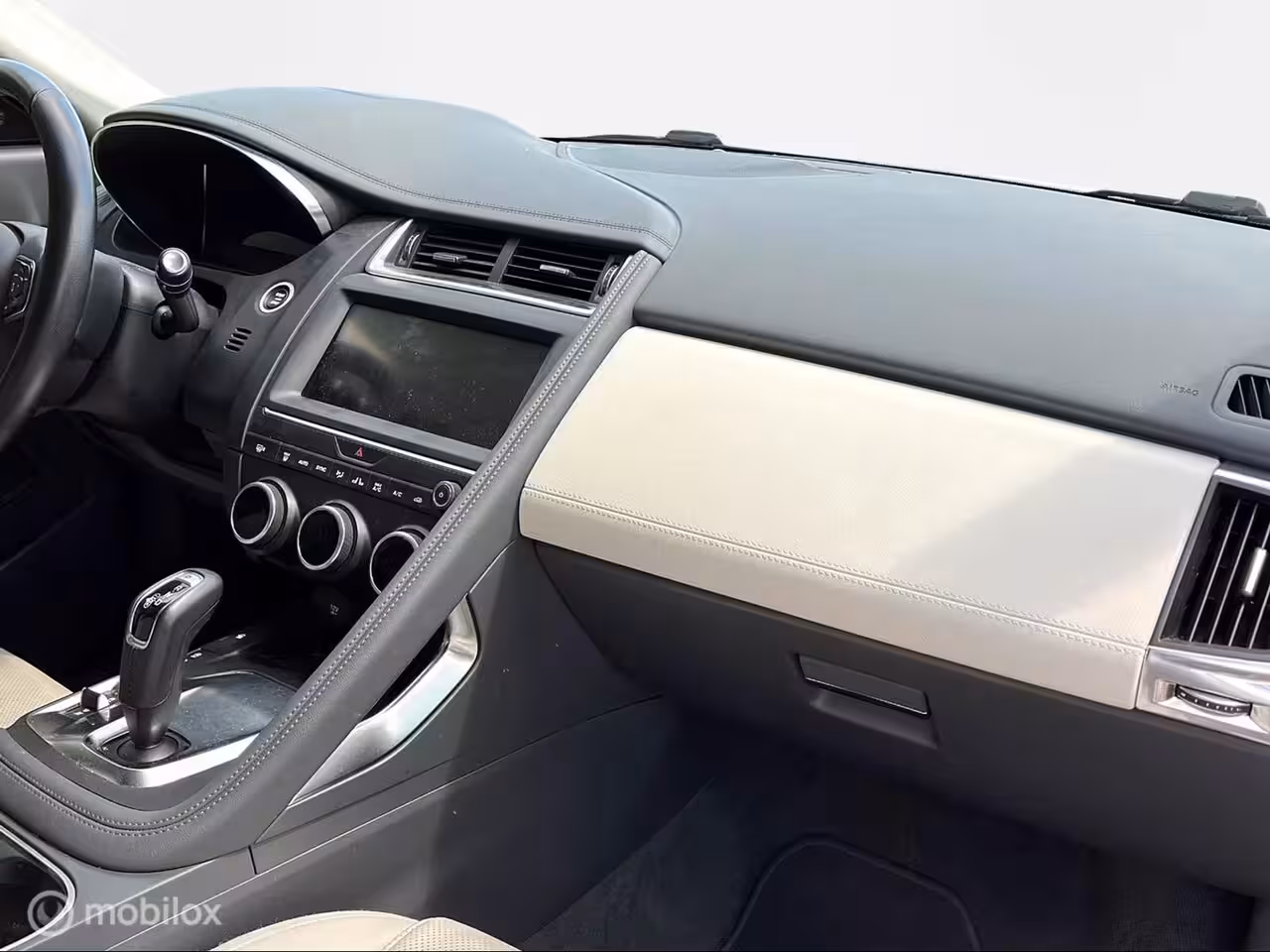 Jaguar E-Pace 2.0 P250 AWD S/Leer/Head-Up/20"/LED