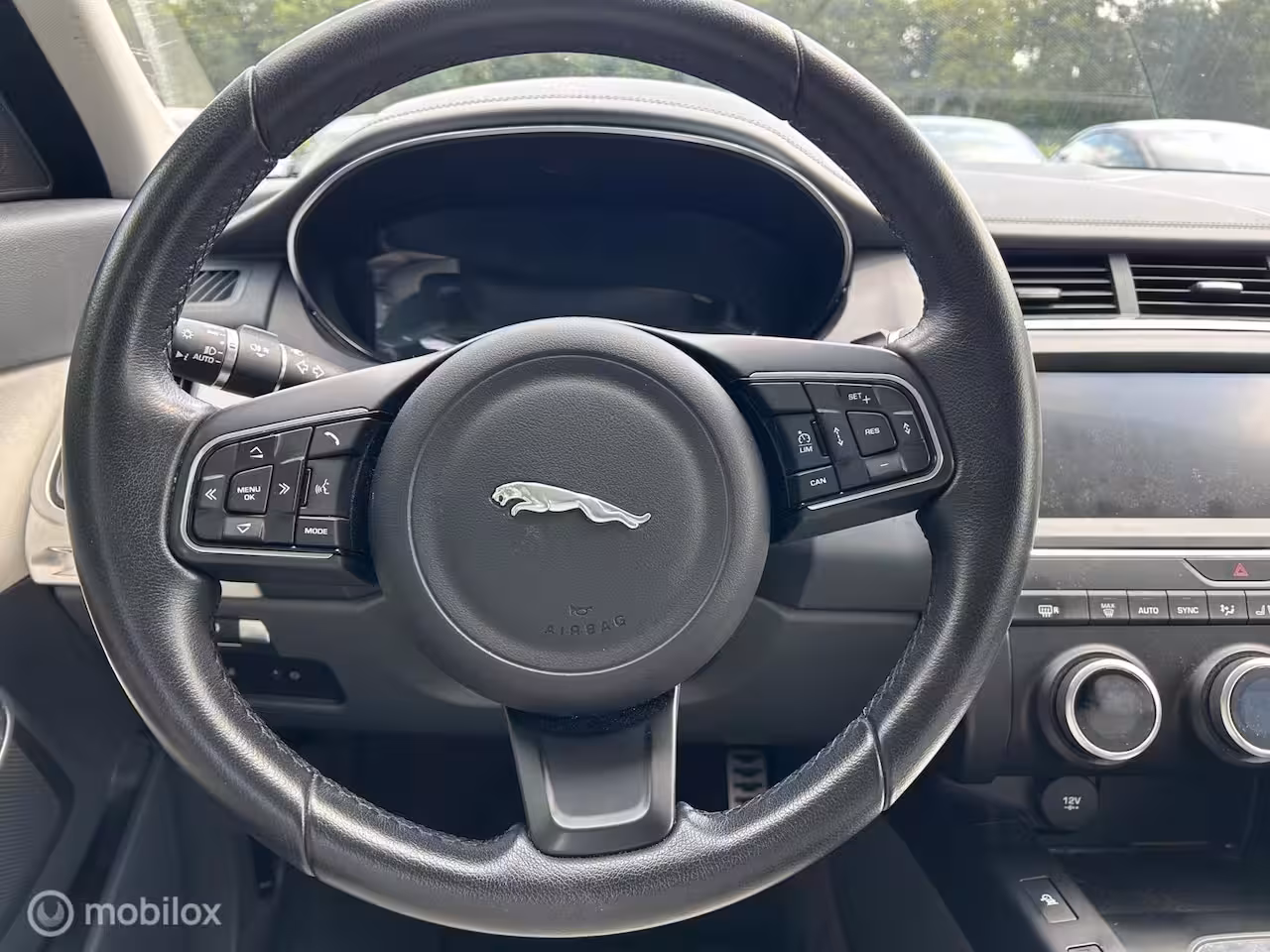 Jaguar E-Pace 2.0 P250 AWD S/Leer/Head-Up/20"/LED