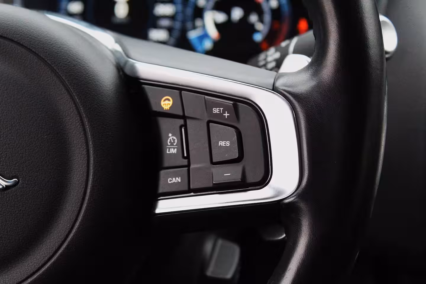 Jaguar F-Pace 3.0 S/C S Sport First Edition AWD - 1e eig / pano / cruise / elek verw stoelen / V6