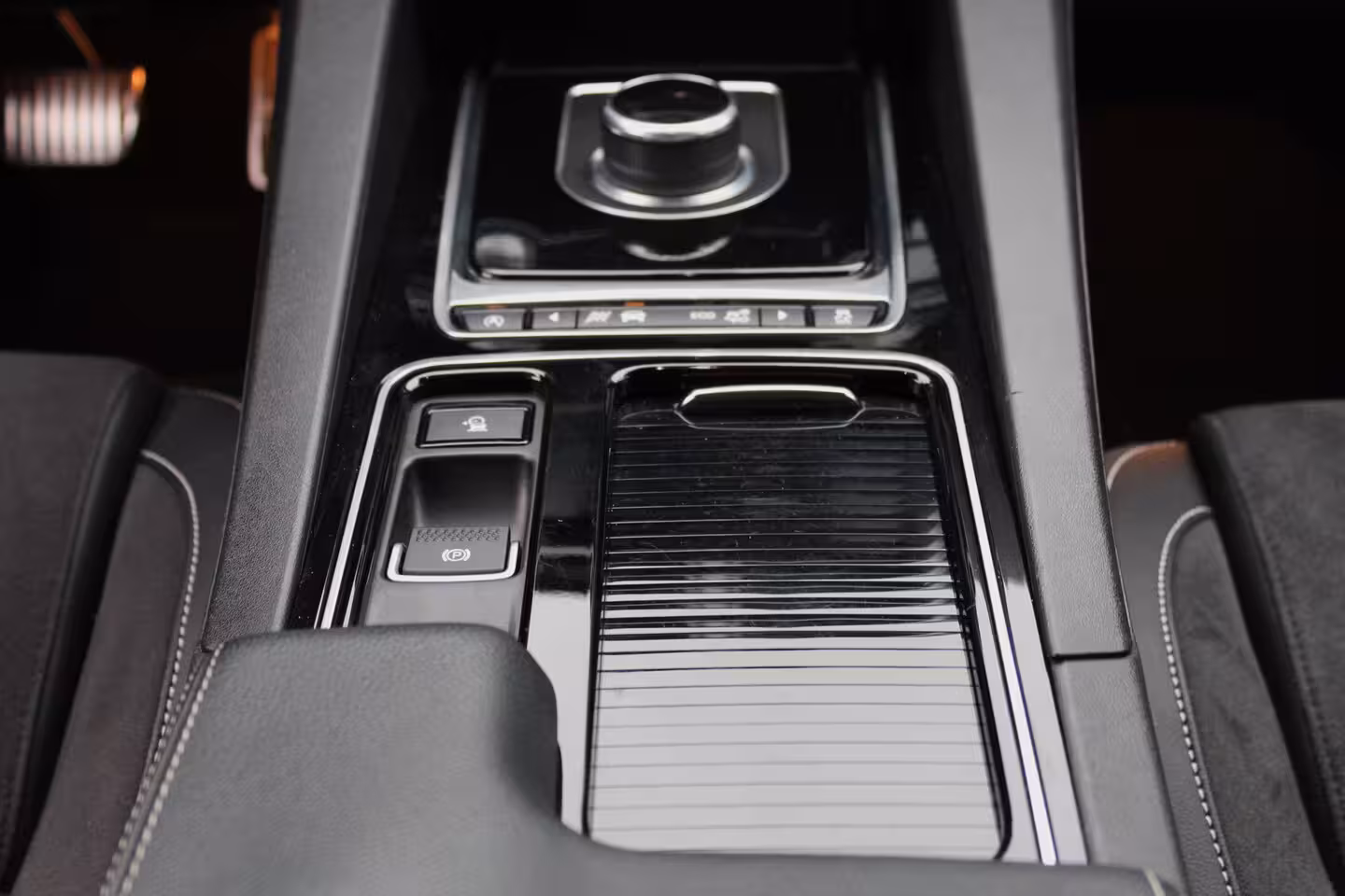 Jaguar F-Pace 3.0 S/C S Sport First Edition AWD - 1e eig / pano / cruise / elek verw stoelen / V6