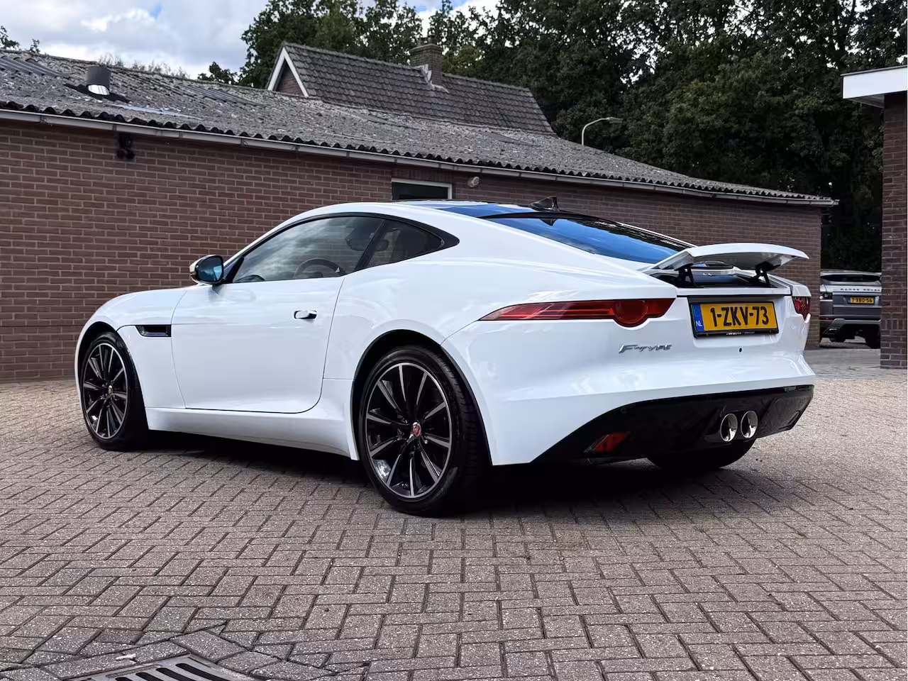 Jaguar F-type 3.0 V6 S/C Coupé - Carplay, Navi, Cruise, Stoel-stuur verw. Elek verstelb. stoelen, Pano,