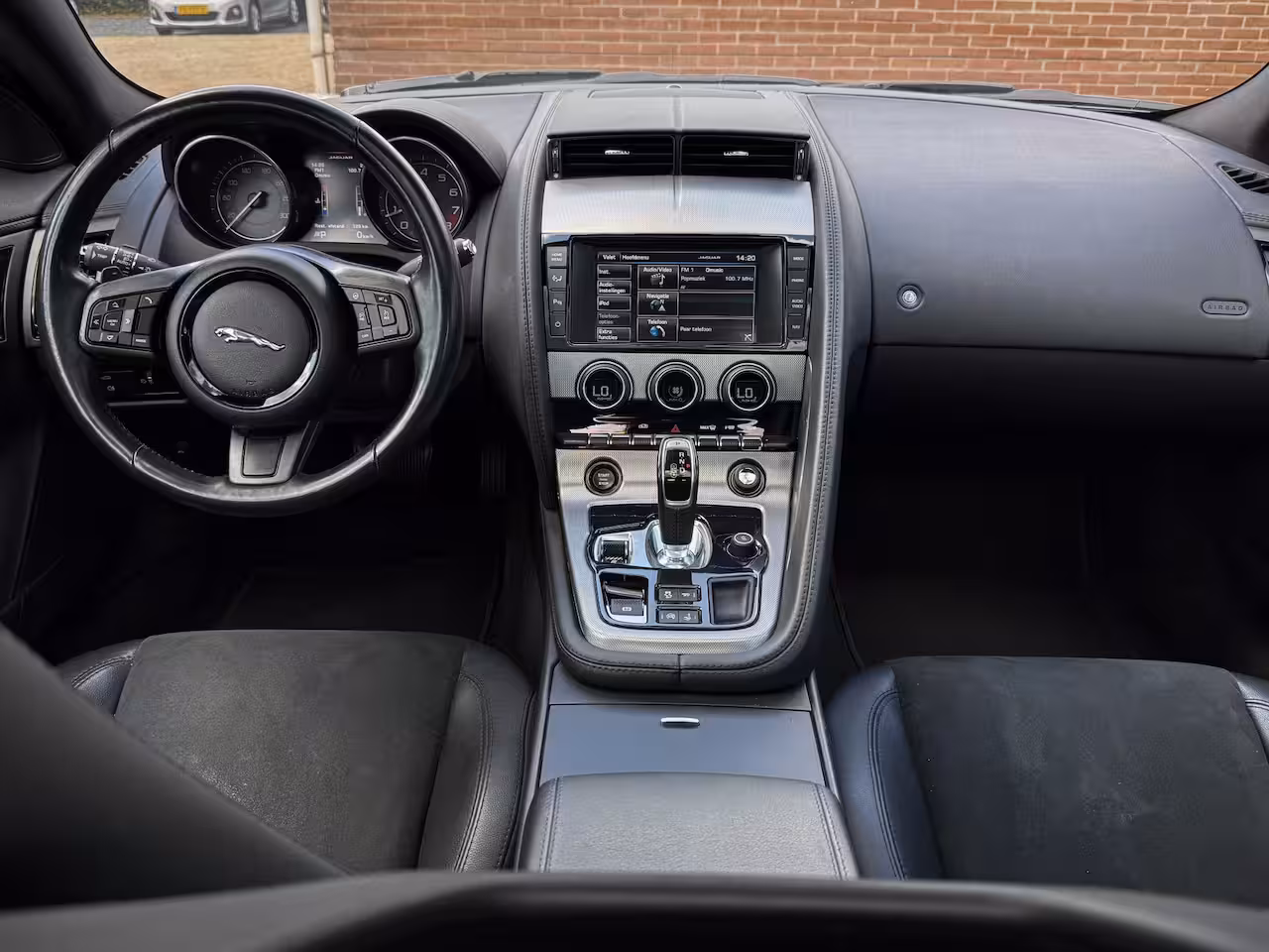 Jaguar F-type 3.0 V6 S/C Coupé - Carplay, Navi, Cruise, Stoel-stuur verw. Elek verstelb. stoelen, Pano,