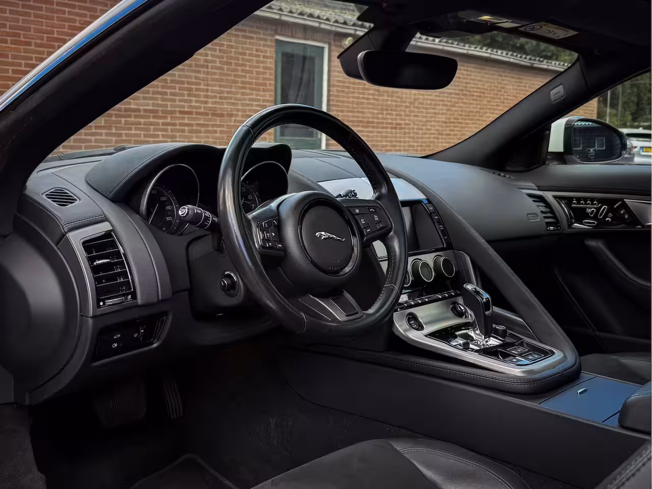 Jaguar F-type 3.0 V6 S/C Coupé - Carplay, Navi, Cruise, Stoel-stuur verw. Elek verstelb. stoelen, Pano,