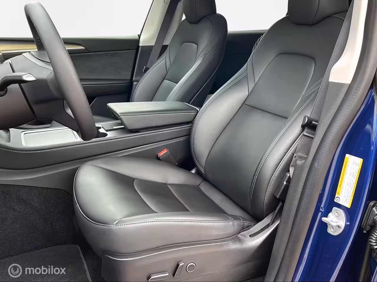 Tesla Model Y Long Range Dual Motor