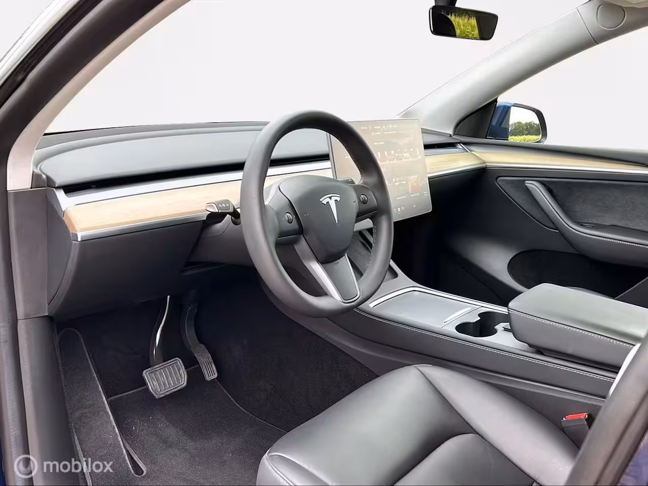 Tesla Model Y Long Range Dual Motor