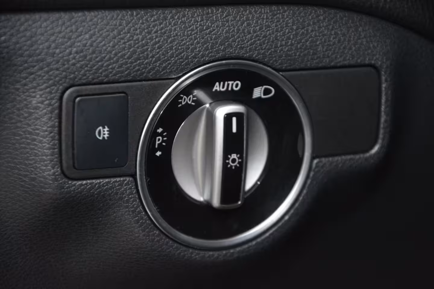 Mercedes-Benz GLA-Klasse 180 Business Solution AMG Night Upgrade