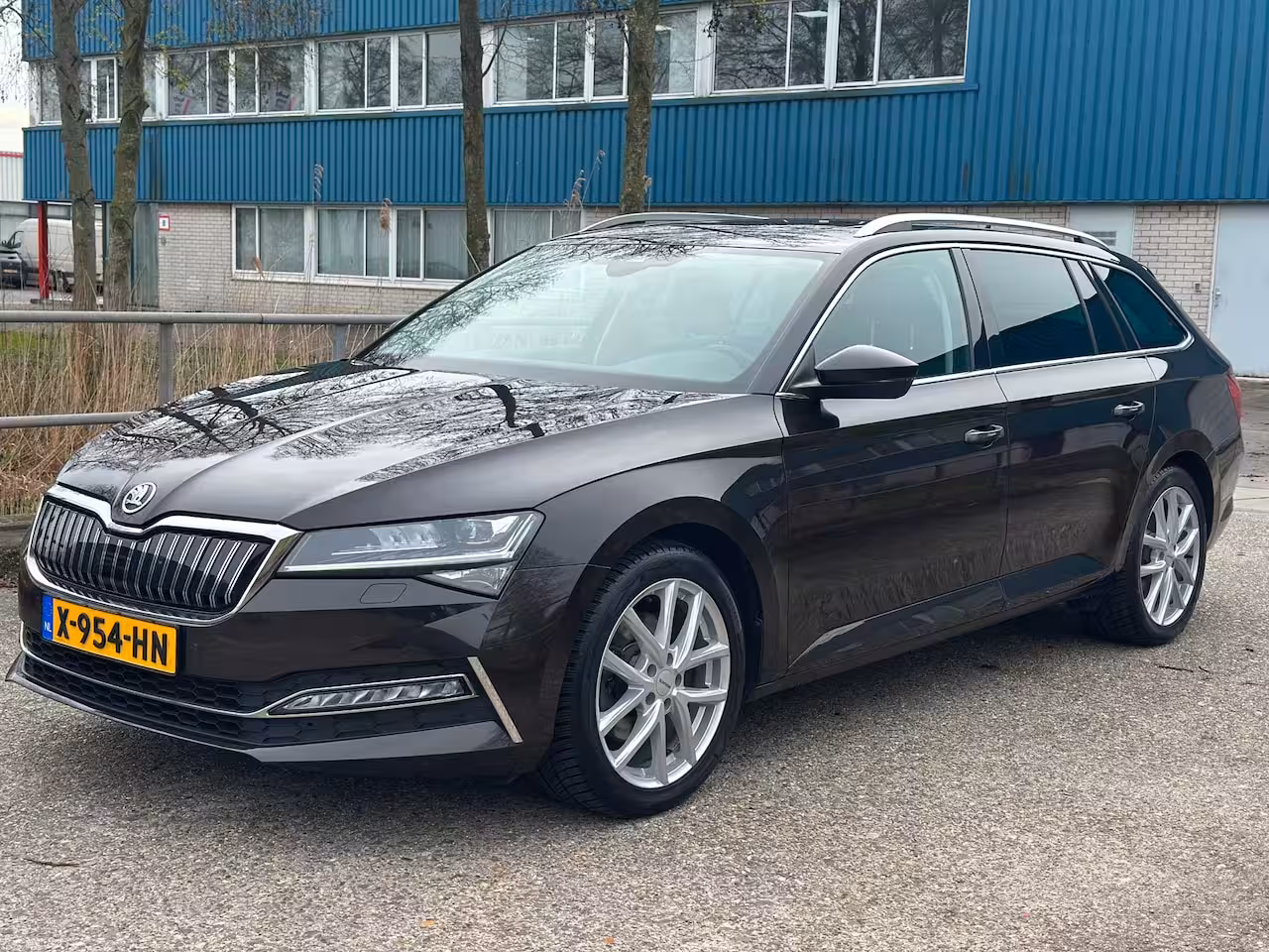Skoda Superb Combi 1.4 TSI iV Business Edition PlusPanoCameraPDCAutomaat
