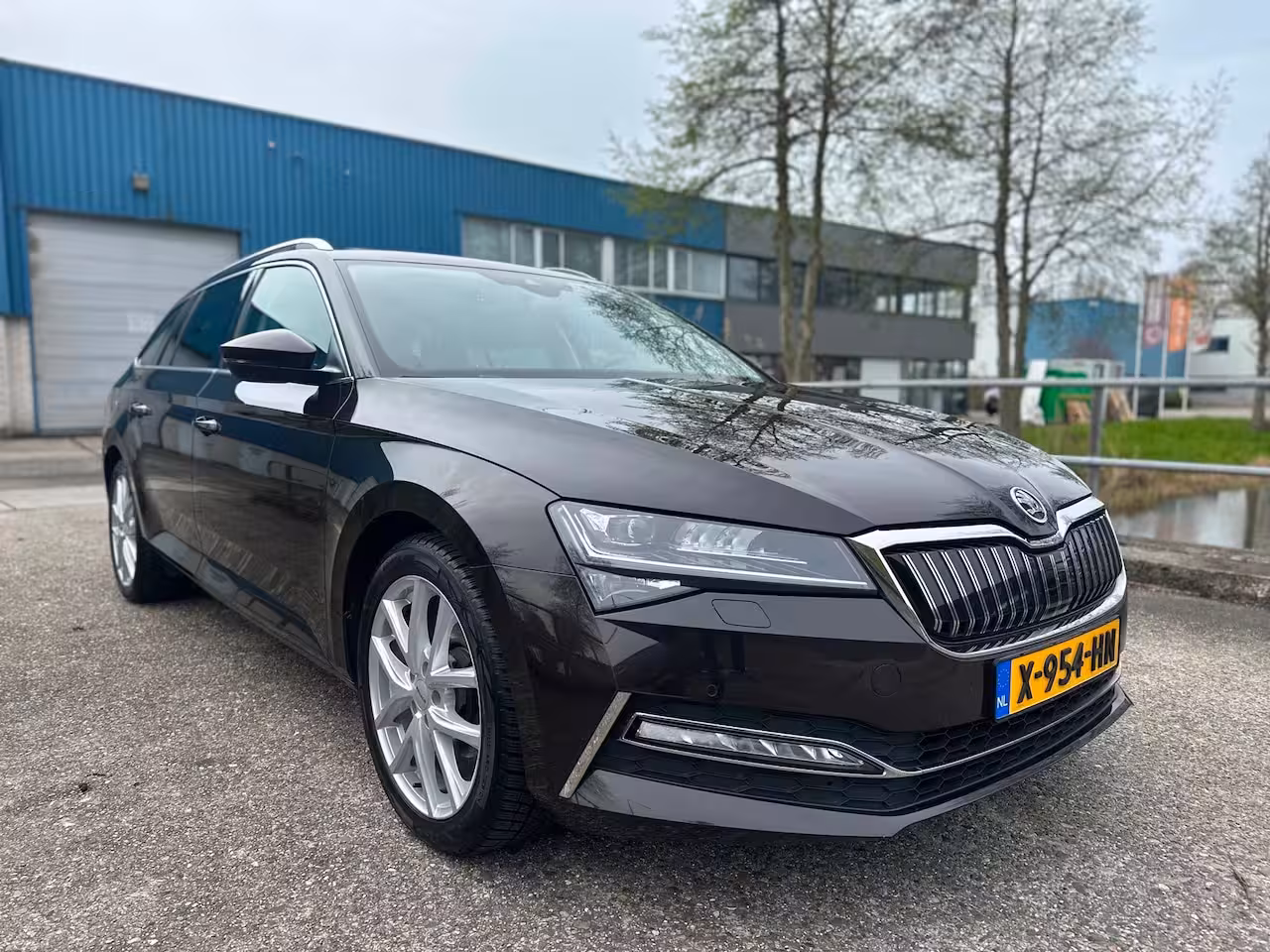 Skoda Superb Combi 1.4 TSI iV Business Edition PlusPanoCameraPDCAutomaat