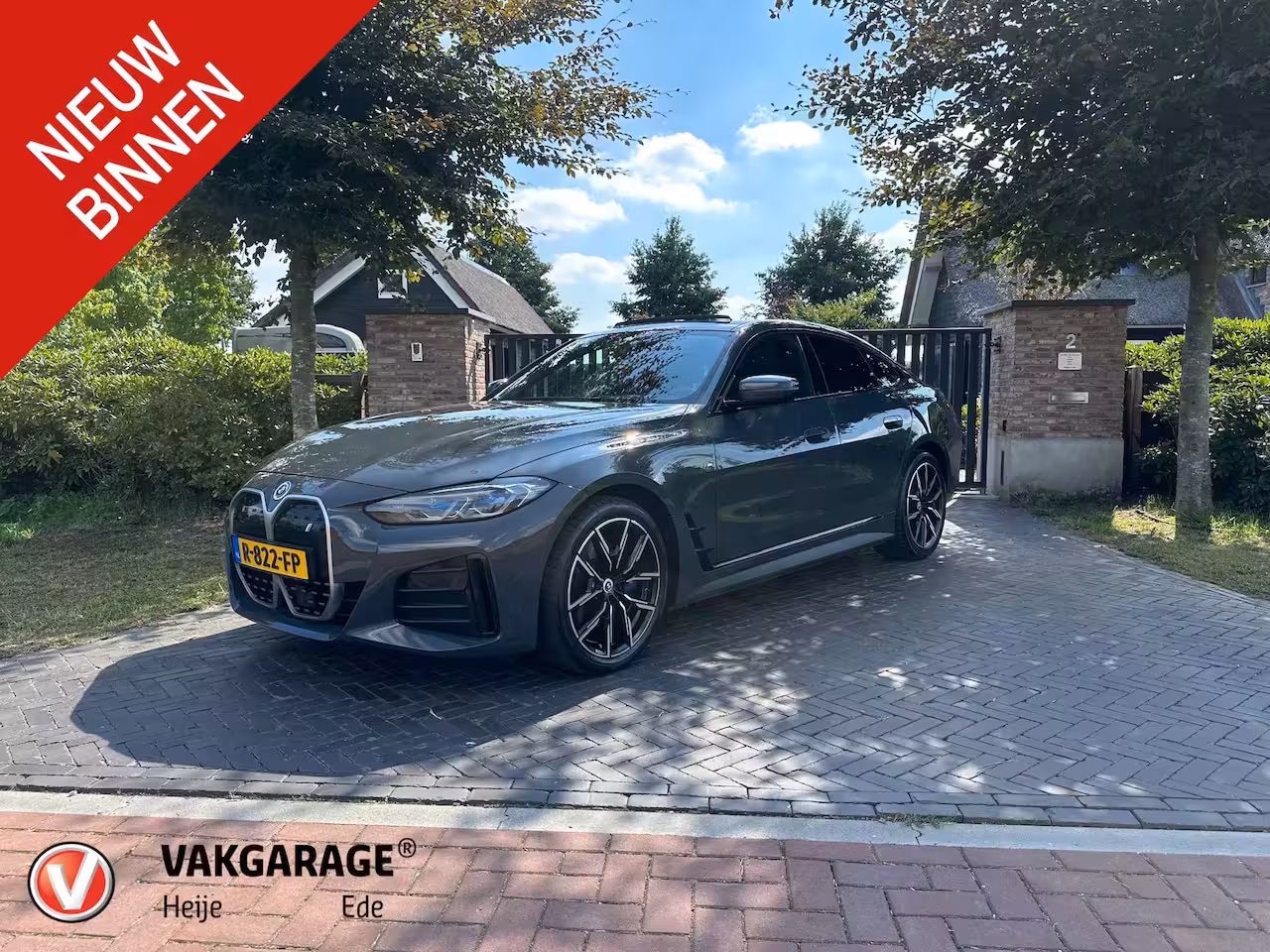 BMW i4 eDrive40 High Executive 84 kWh | SOH 98% | M-Pakket | Schuifdak | Sfeerverlichting | Led-L
