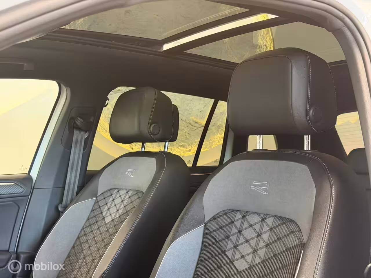 Volkswagen Tiguan 1.5 TSI 3x R-Line Panorama/Black Style/HUD
