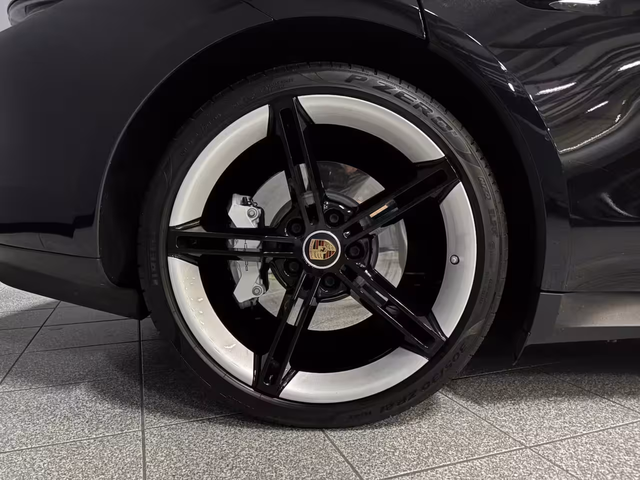 Porsche Taycan Turbo 93 kWh Pano|Bose