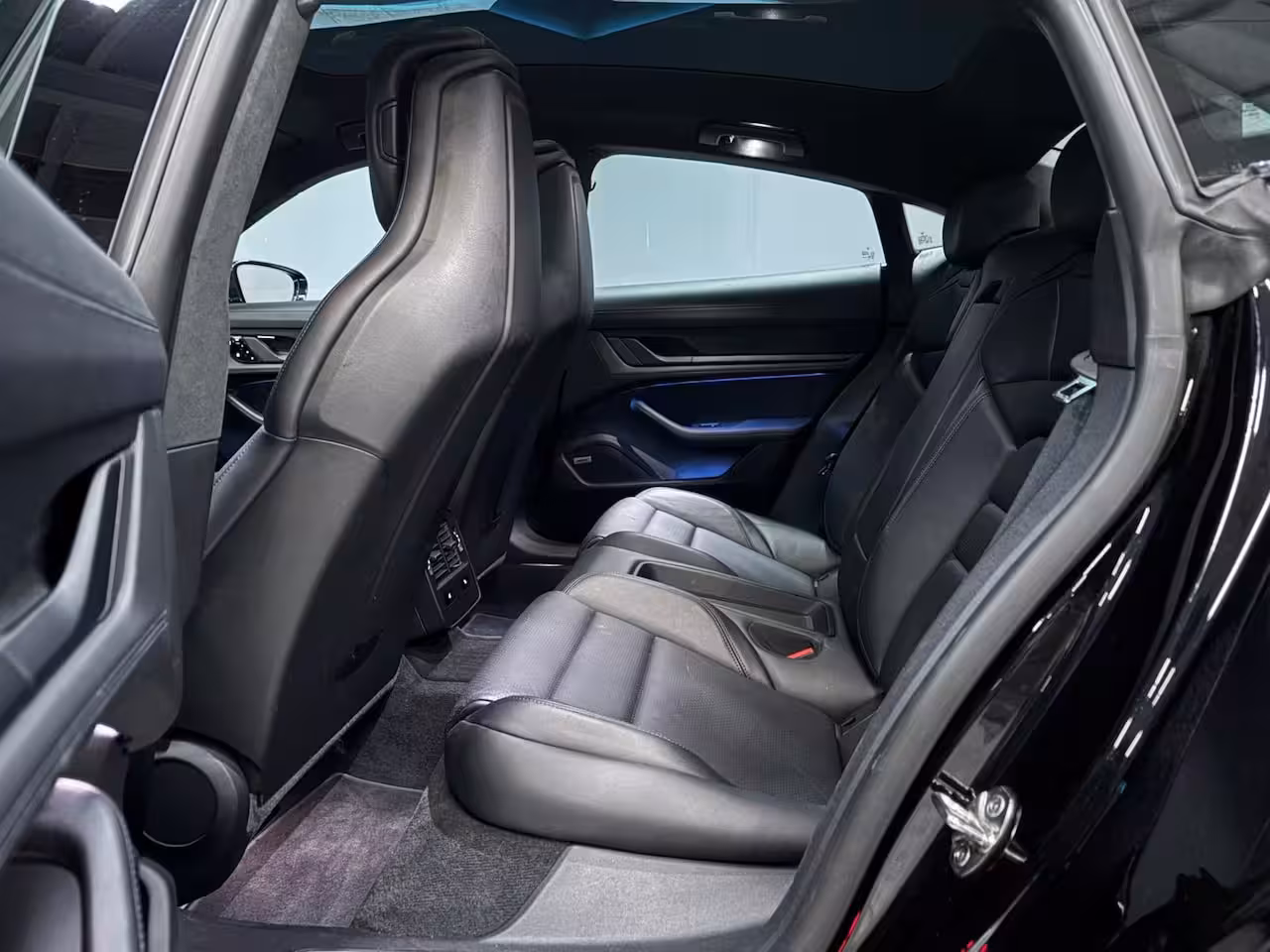 Porsche Taycan Turbo 93 kWh Pano|Bose