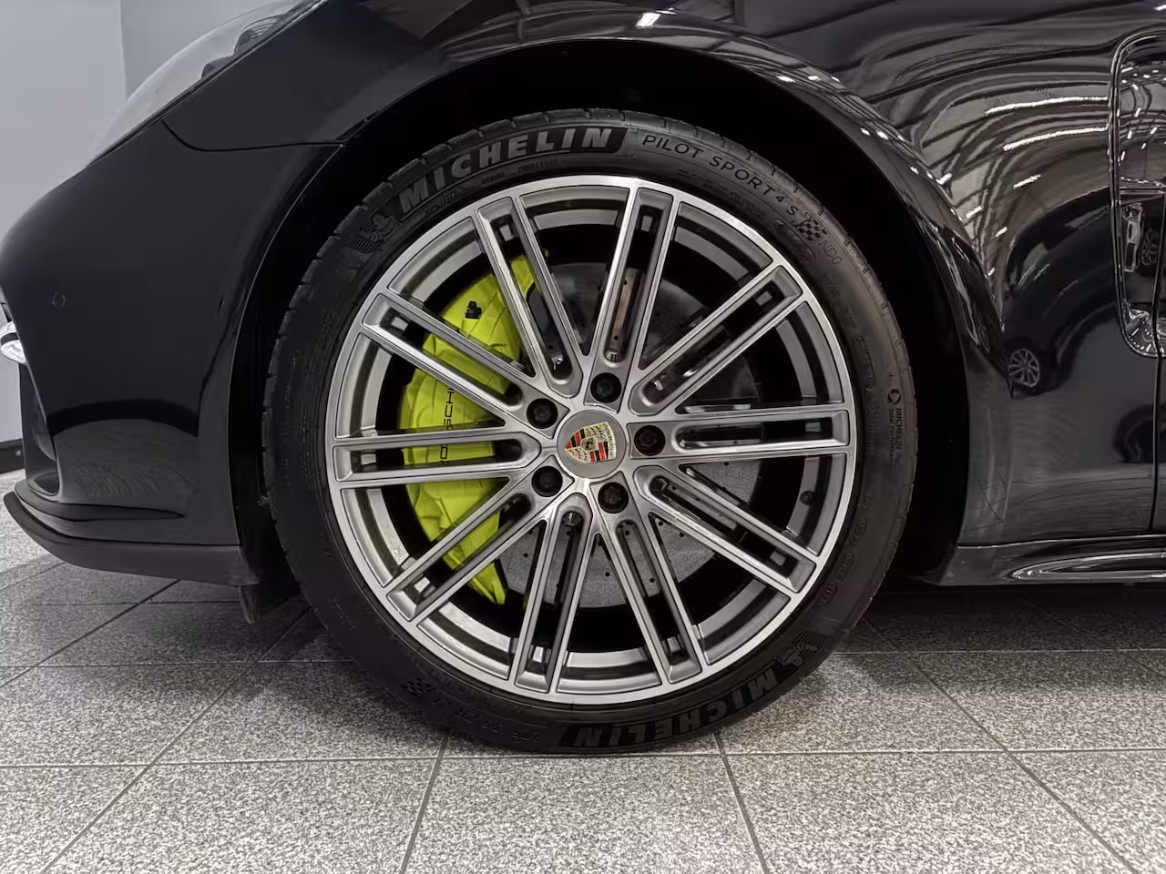 Porsche Panamera Sport Turismo 4.0 Turbo S E-Hybrid Keramisch|SportChrono|Sportdesign