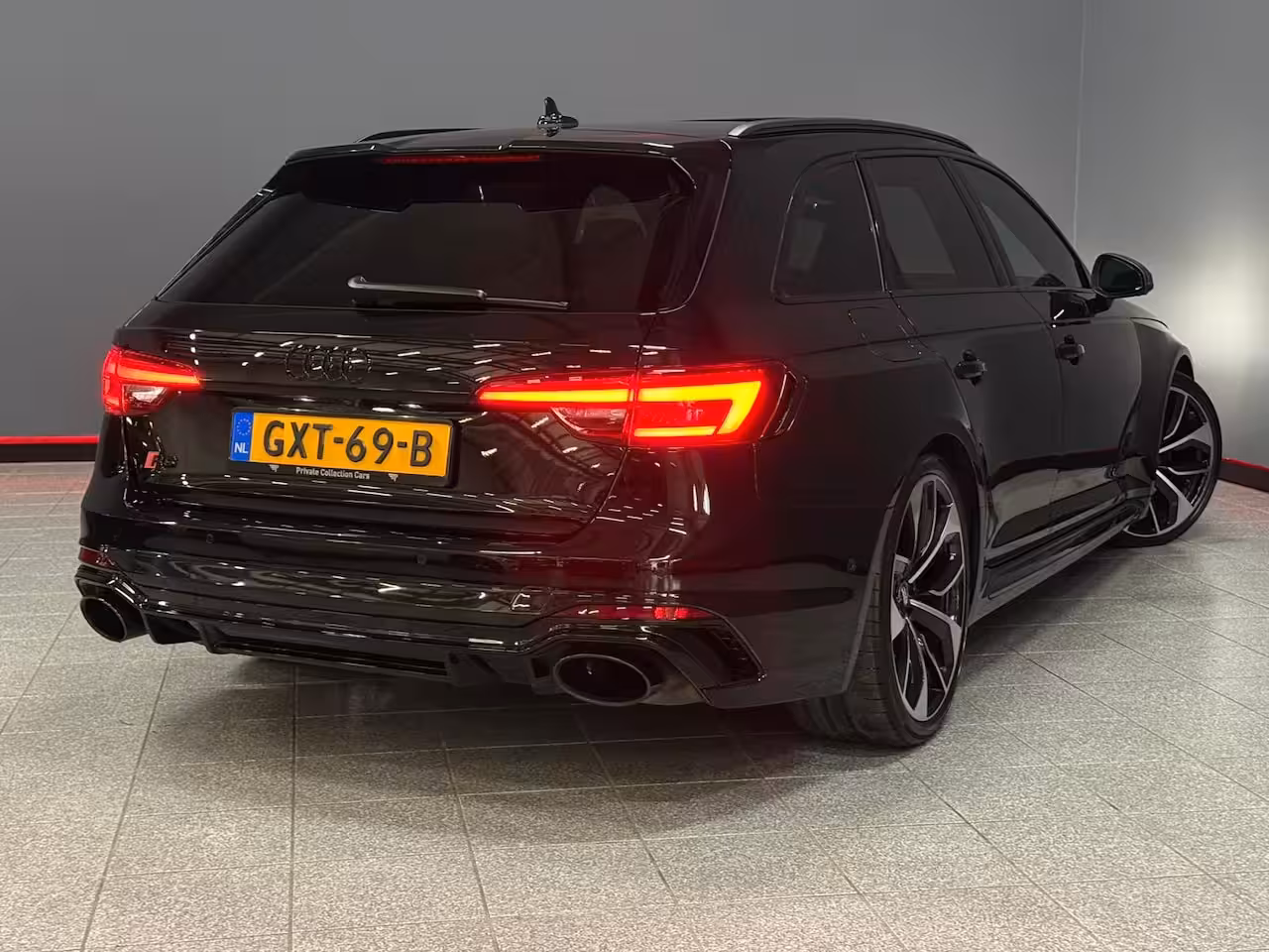 Audi RS4 Avant 2.9 TFSI quattro Pano|HUD|Carbon|B&O