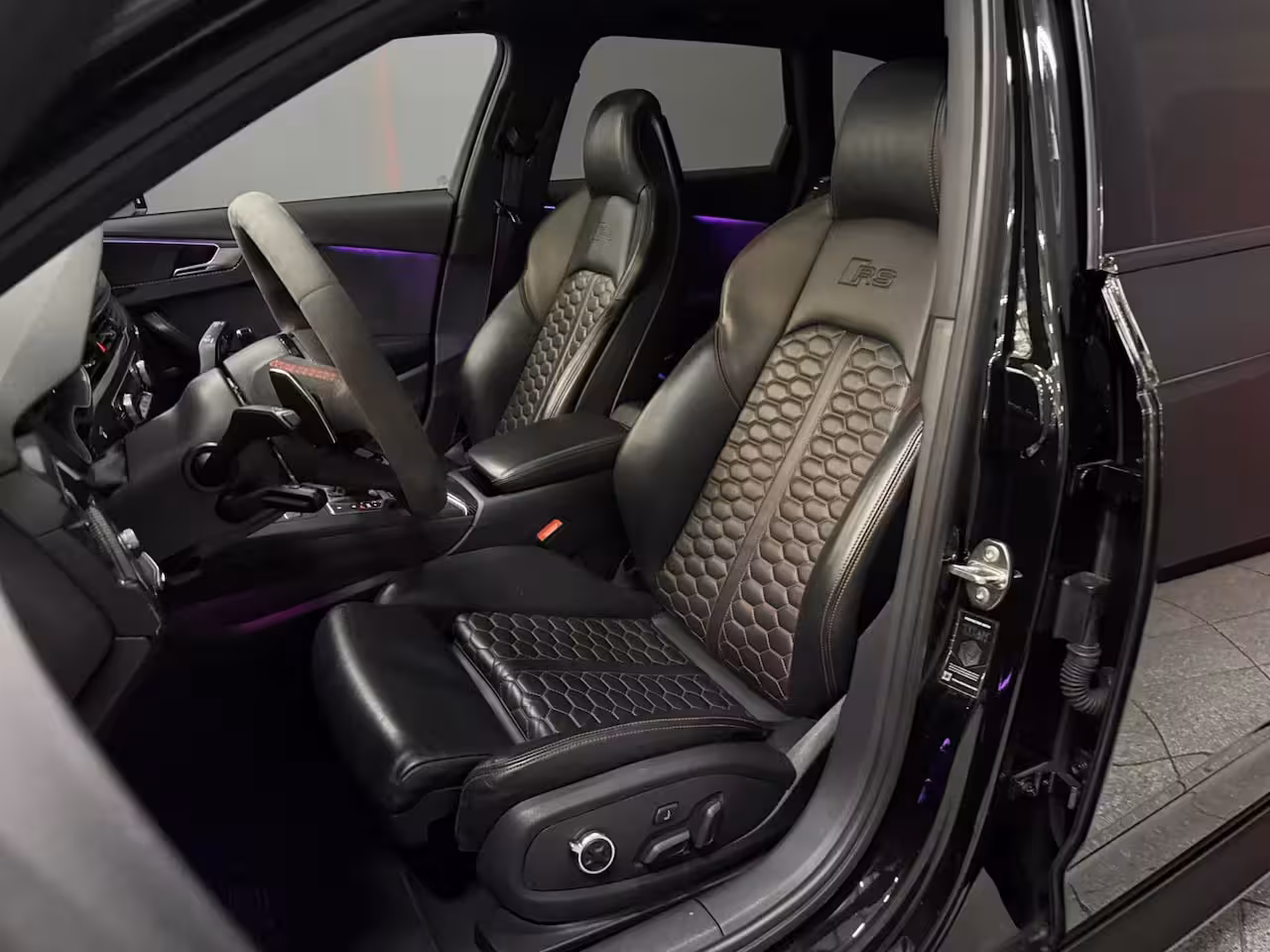 Audi RS4 Avant 2.9 TFSI quattro Pano|HUD|Carbon|B&O