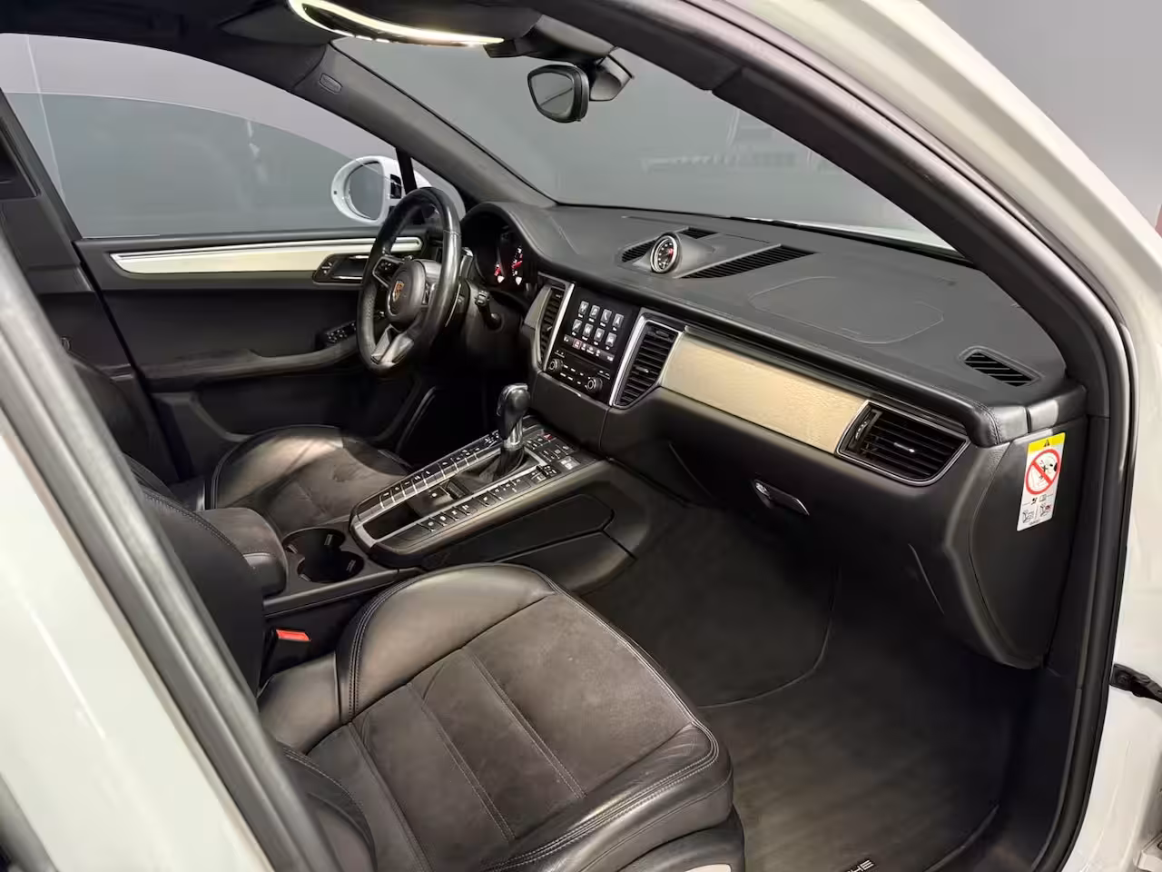 Porsche Macan 3.0 GTS Burmester|Pano|S-C|Luchtvering
