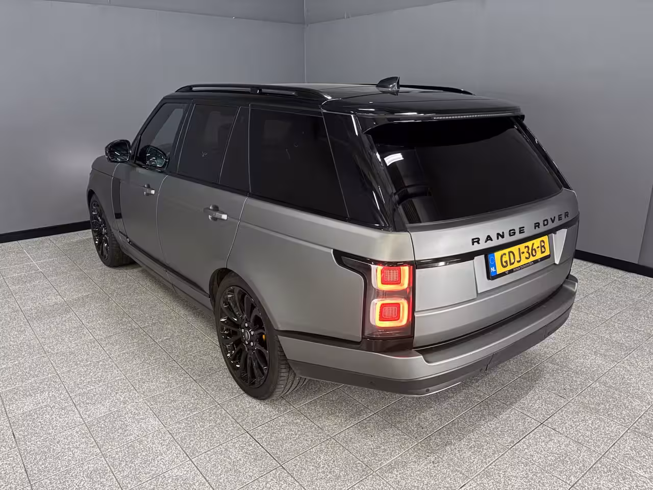 Land Rover Range Rover 2.0 P400e | Pano | Wrap