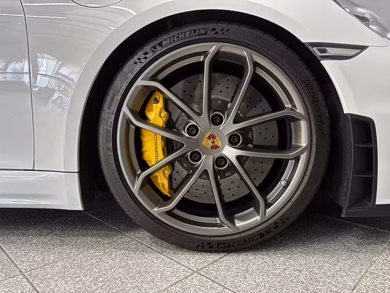 Porsche 718 Spyder 4.0 PCCB | Bose | Bucketseats