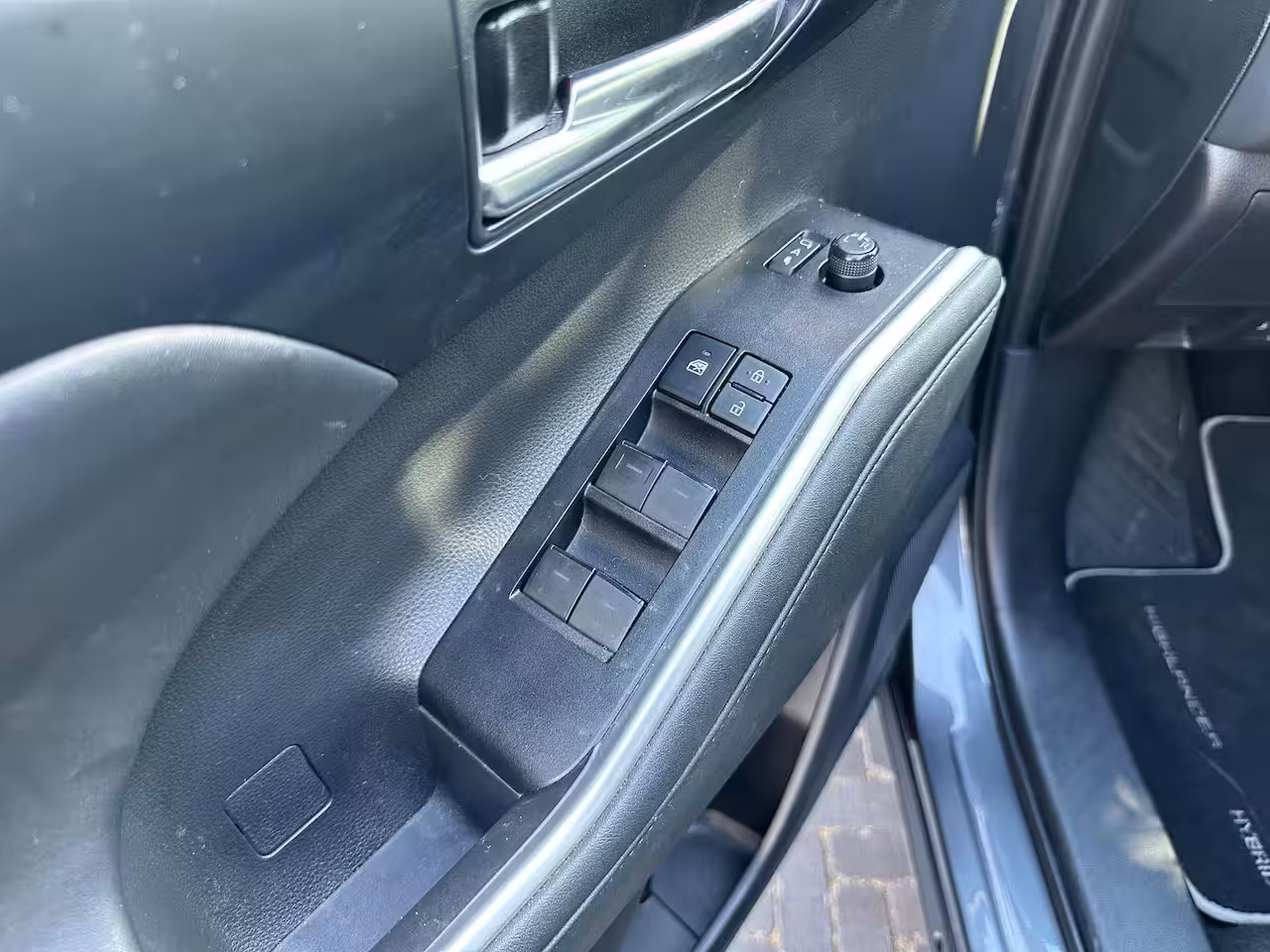 Toyota Highlander 2.5 AWD Hybrid Business | 7 Persoons | Camera | Trekhaak | Apple Carplay | ACC | NL-Auto |