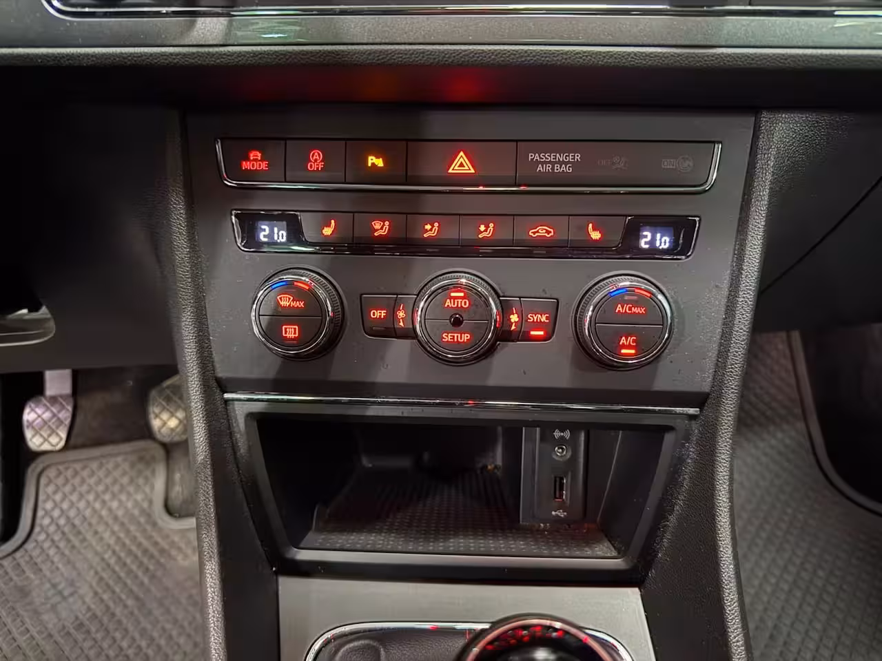 Seat Leon 1.4 TSI FR Dynamic Panoramadak Trekhaak camera
