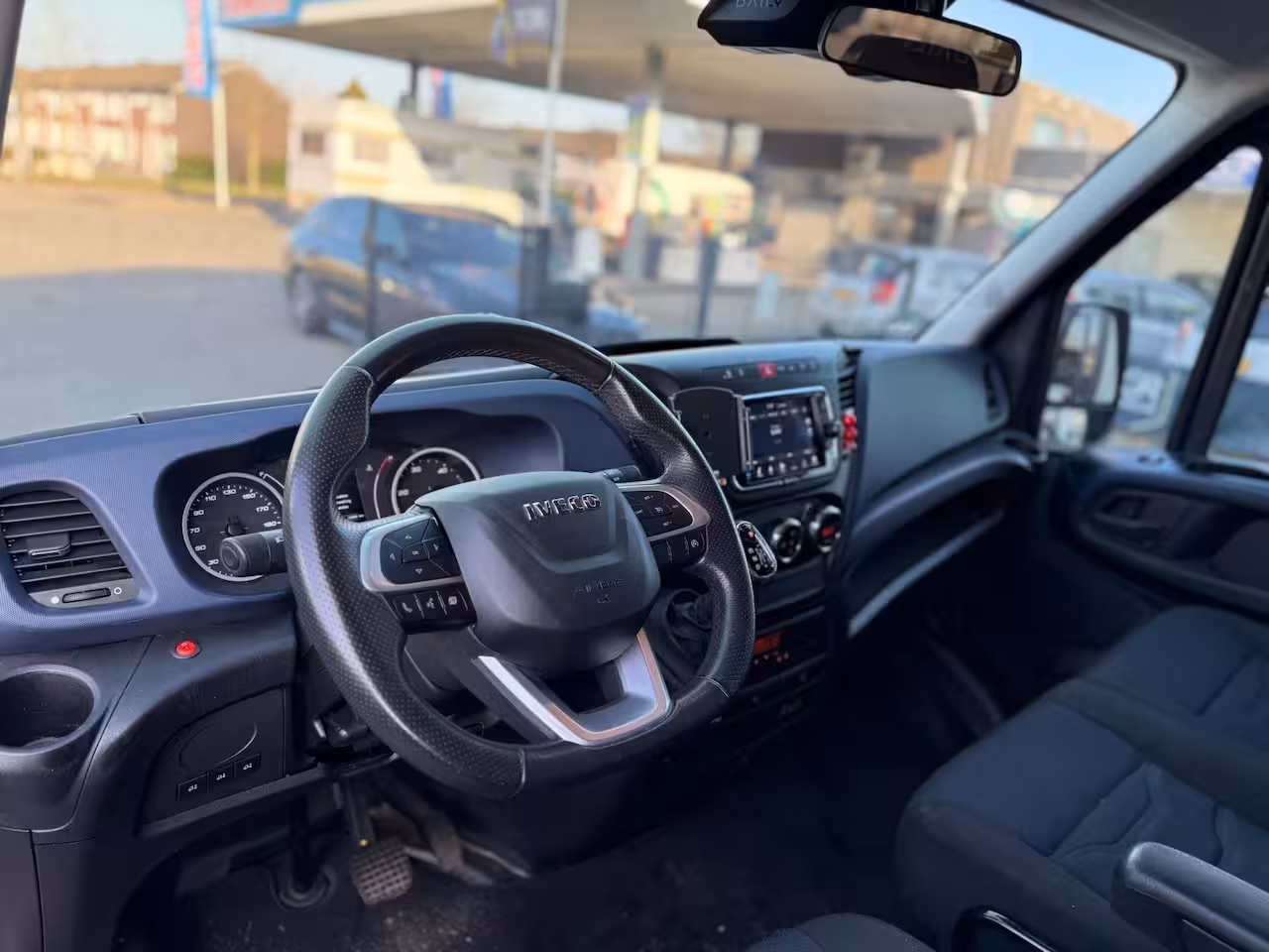 Iveco Daily 35S21 3.0 410 Oprijwagen AUTOMAAT CARPLAY-CLIMA-CRUISE-ELEKTRISCHE LIER-LED-LUCHTVERING-NA
